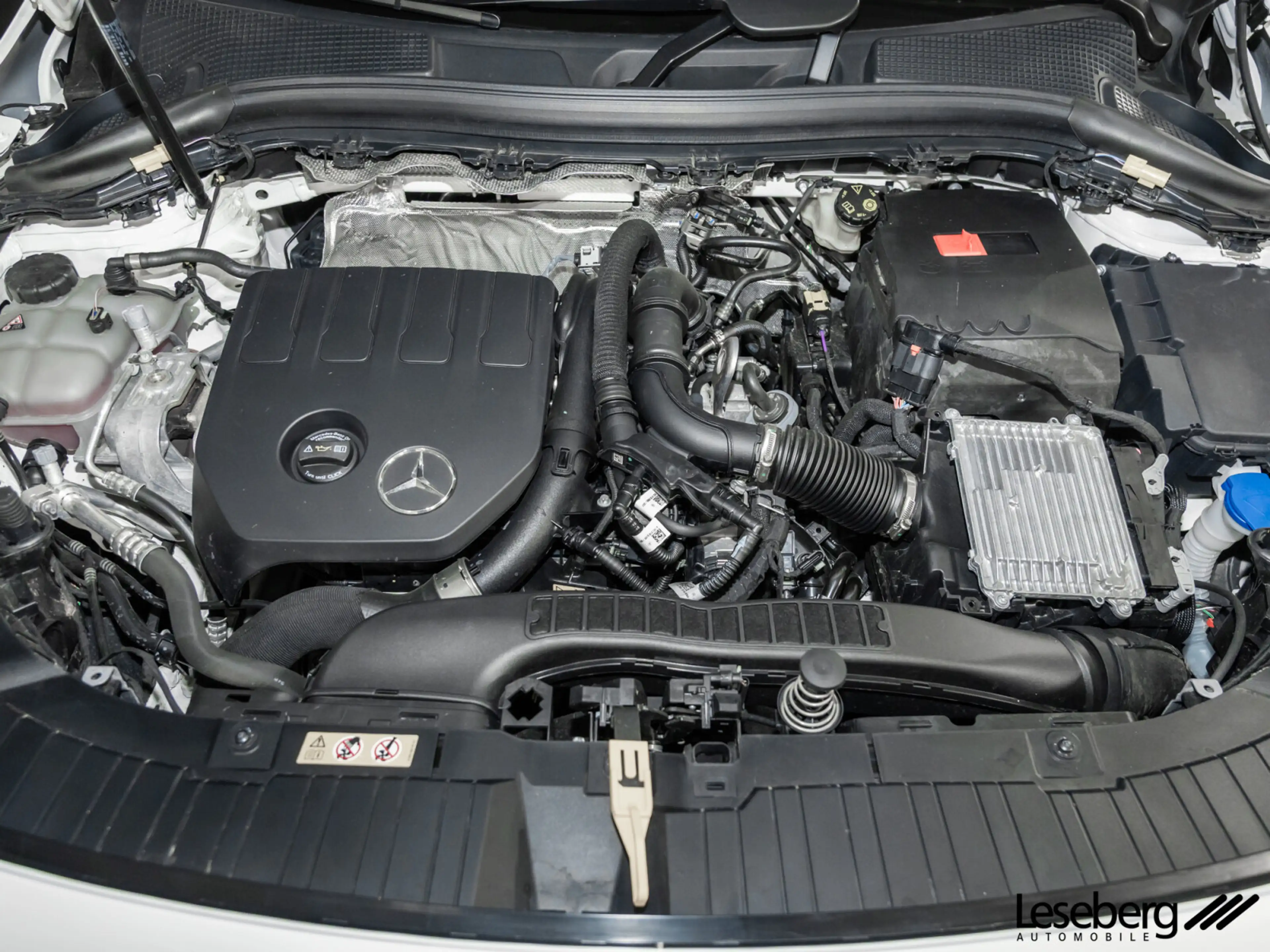 Mercedes-Benz GLA 180 GLA 180 Progress. Adv.+ Night/Multibeam/Distron. — photo 8