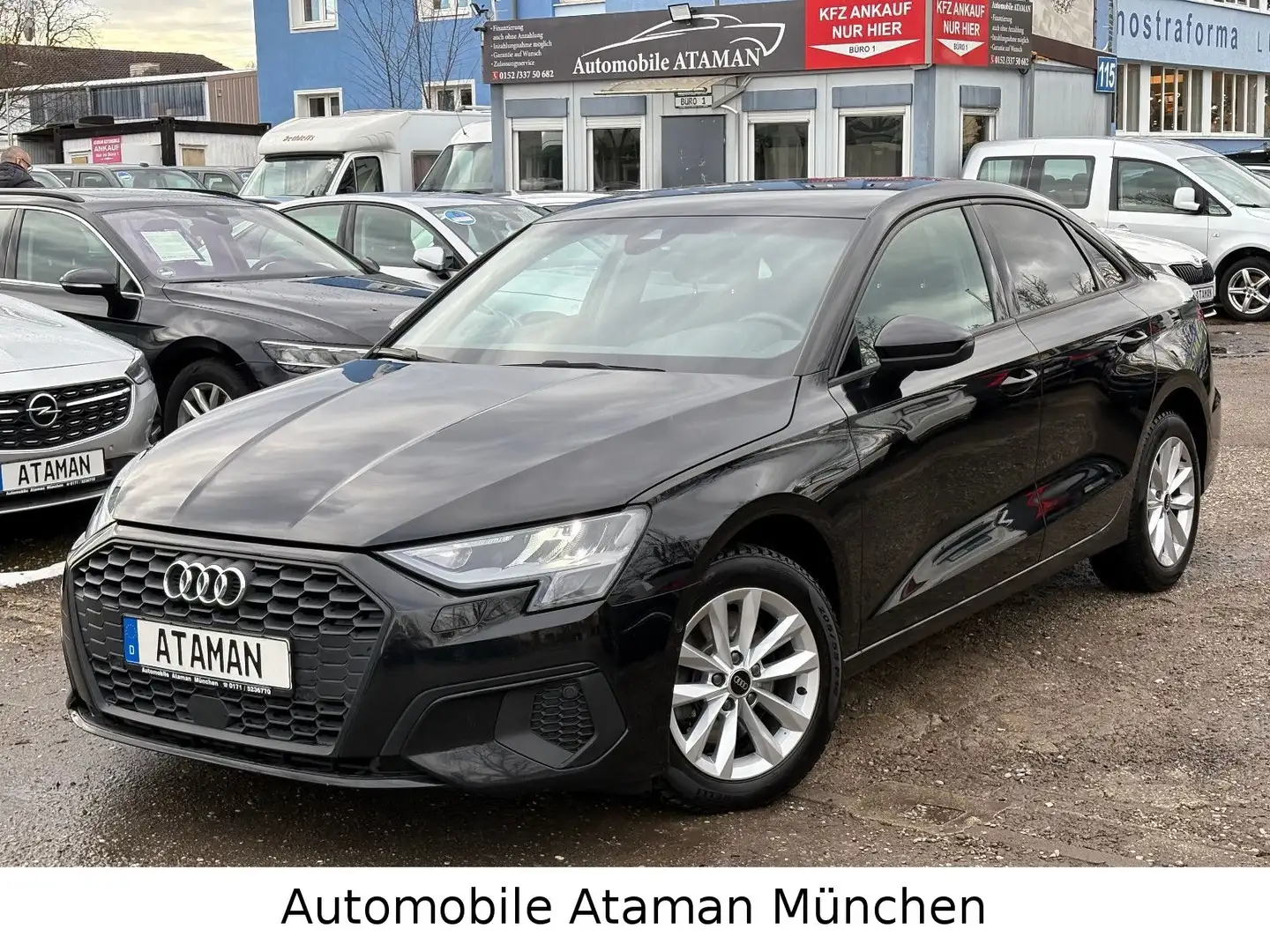 Audi A3 2.0 TDI Limousine 30 TDI, Leder, Navi, LED Schwarz - 1