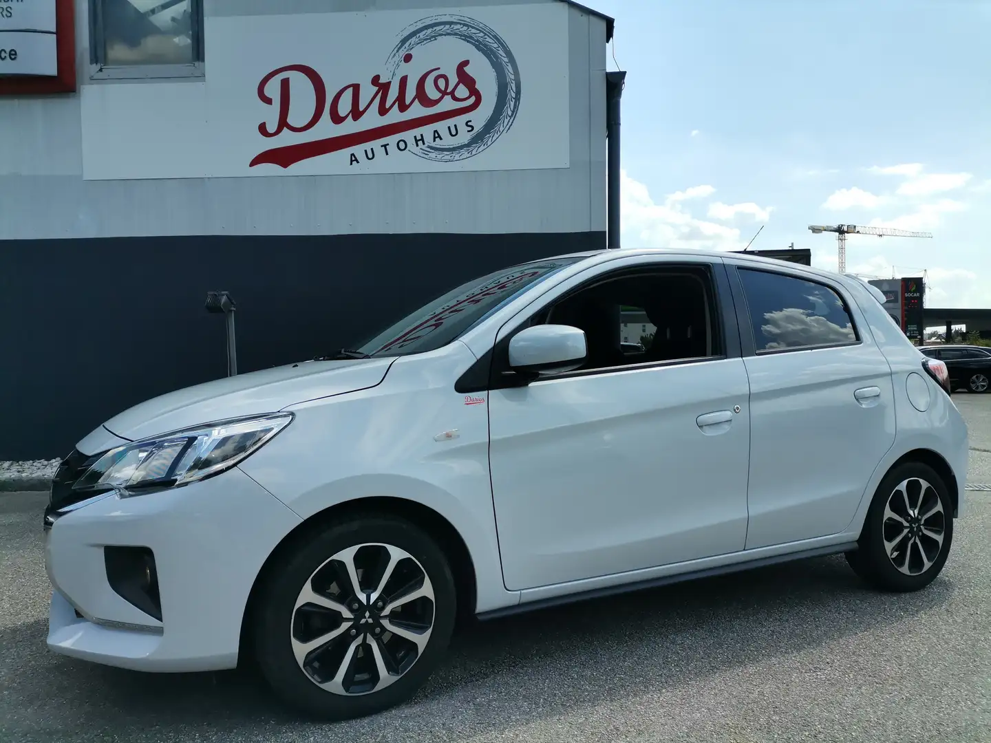 Mitsubishi Space Star 1,2 CVT AS&G Weiß - 1