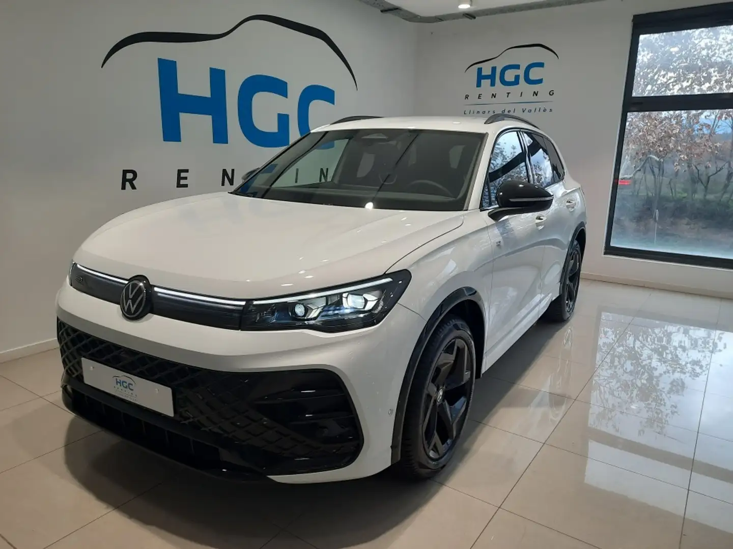 Volkswagen Tiguan 2.0TDI DSG R-Line 110kW Blanco - 1