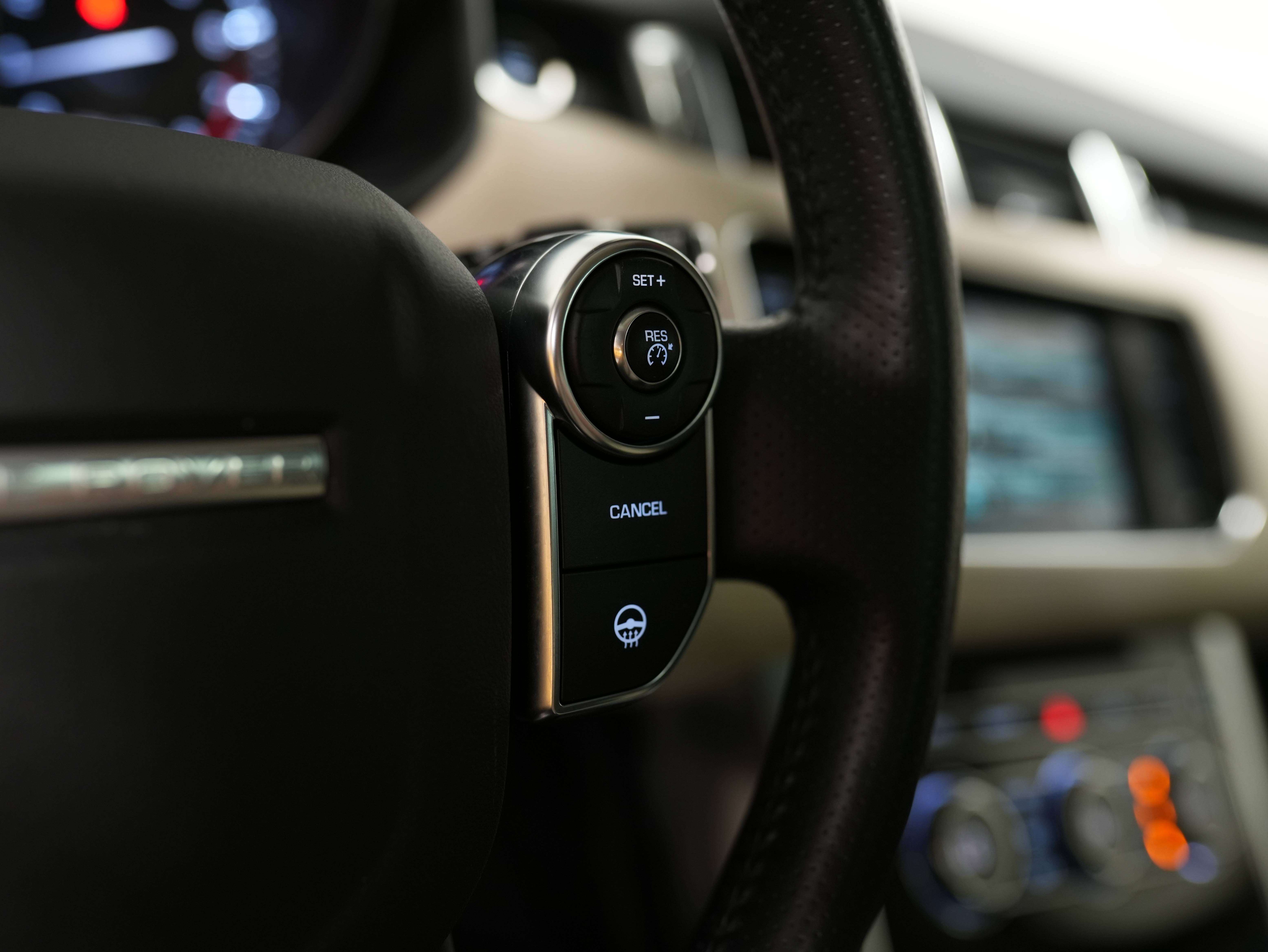 used 2015 Land Rover Range Rover Sport car, priced at $29,900