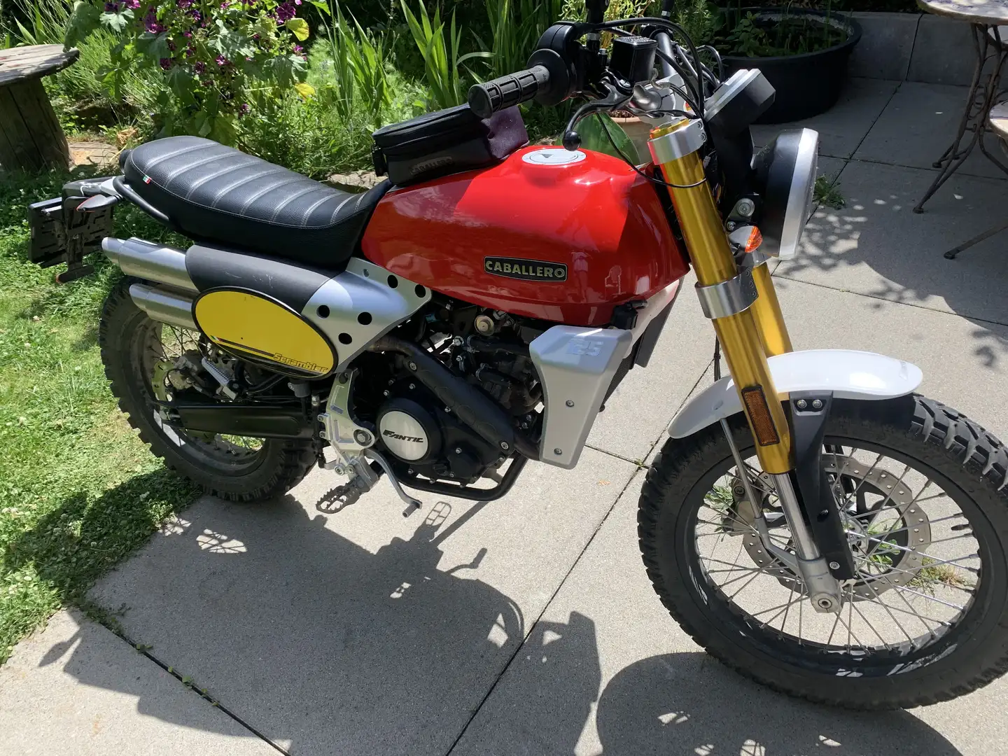 Fantic Caballero 125 Rouge - 2