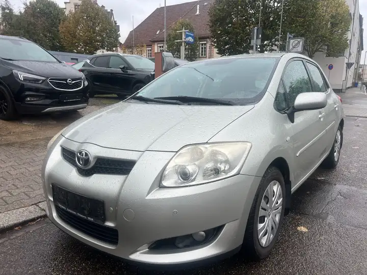 Toyota Auris 1.6-l-Dual-VVT-i Executive MultiMode