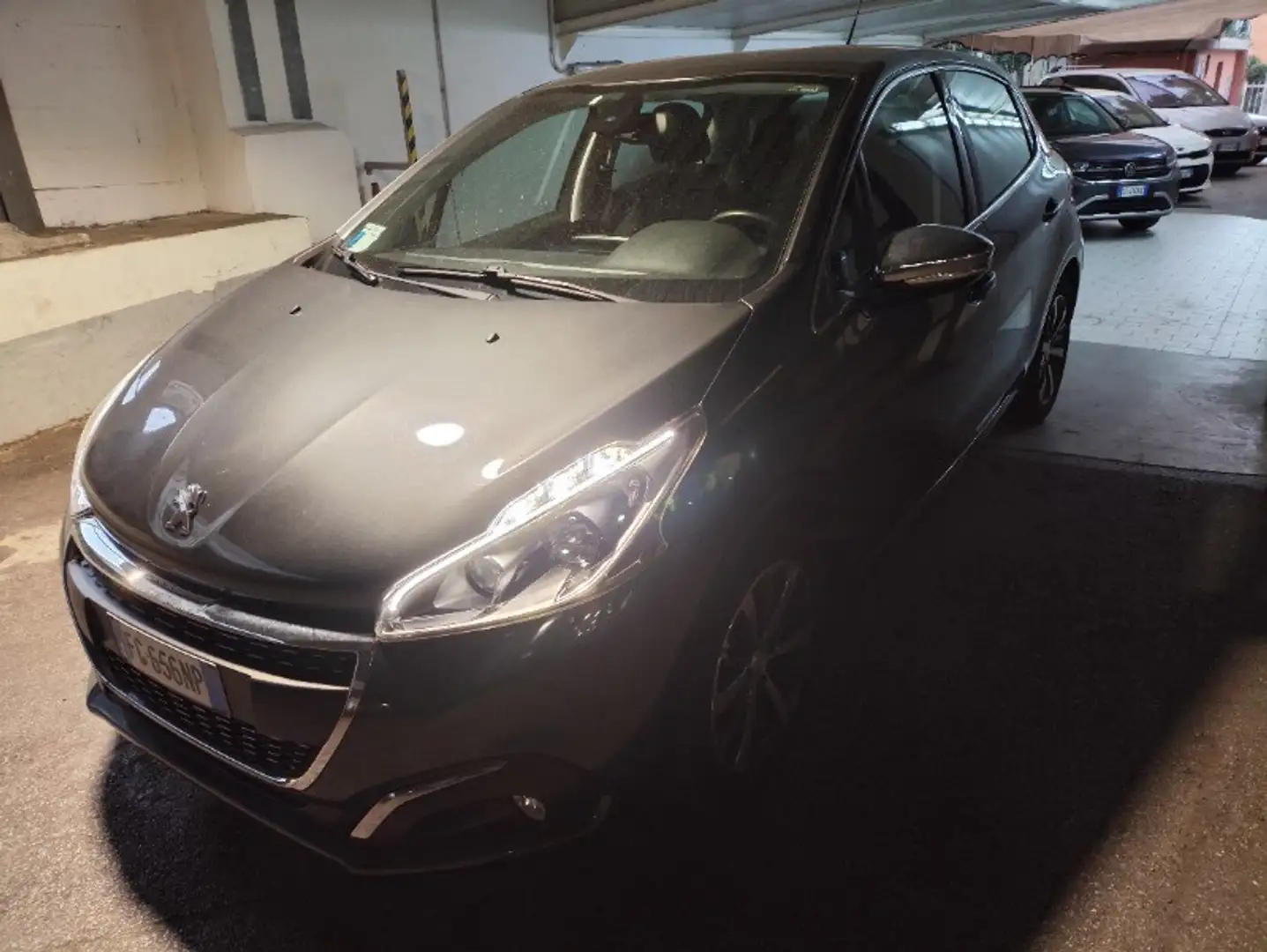 Peugeot 208 BlueHDi 100 5p. Allure Gris - 1
