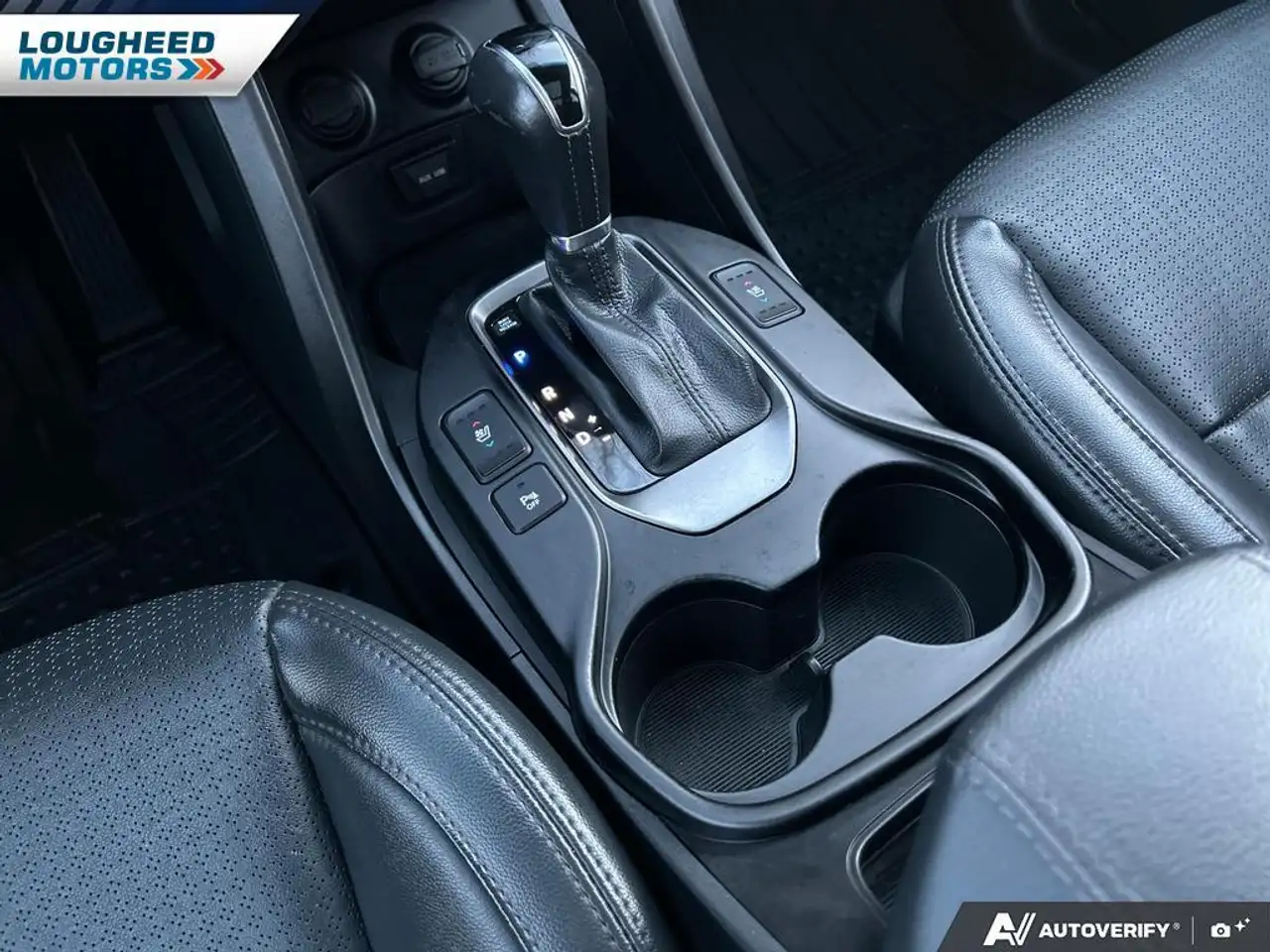 Hyundai SANTA FE снимка Hyundai SANTA FE
