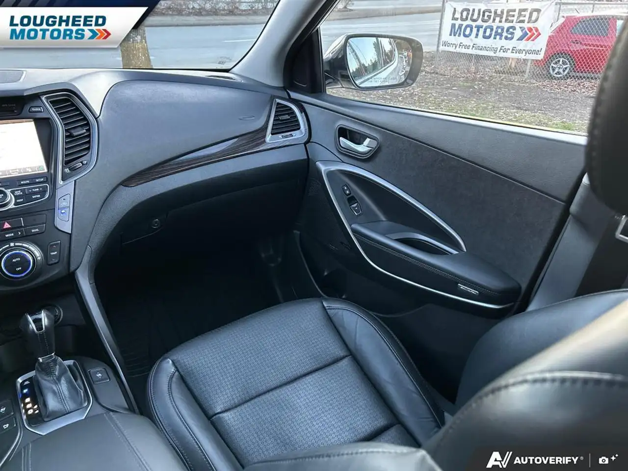 Hyundai SANTA FE снимка Hyundai SANTA FE