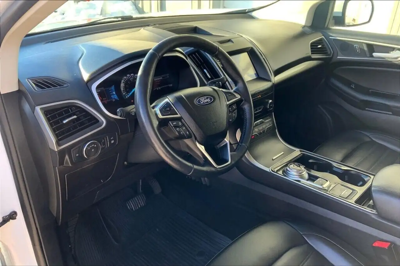 Ford Edge снимка Ford Edge