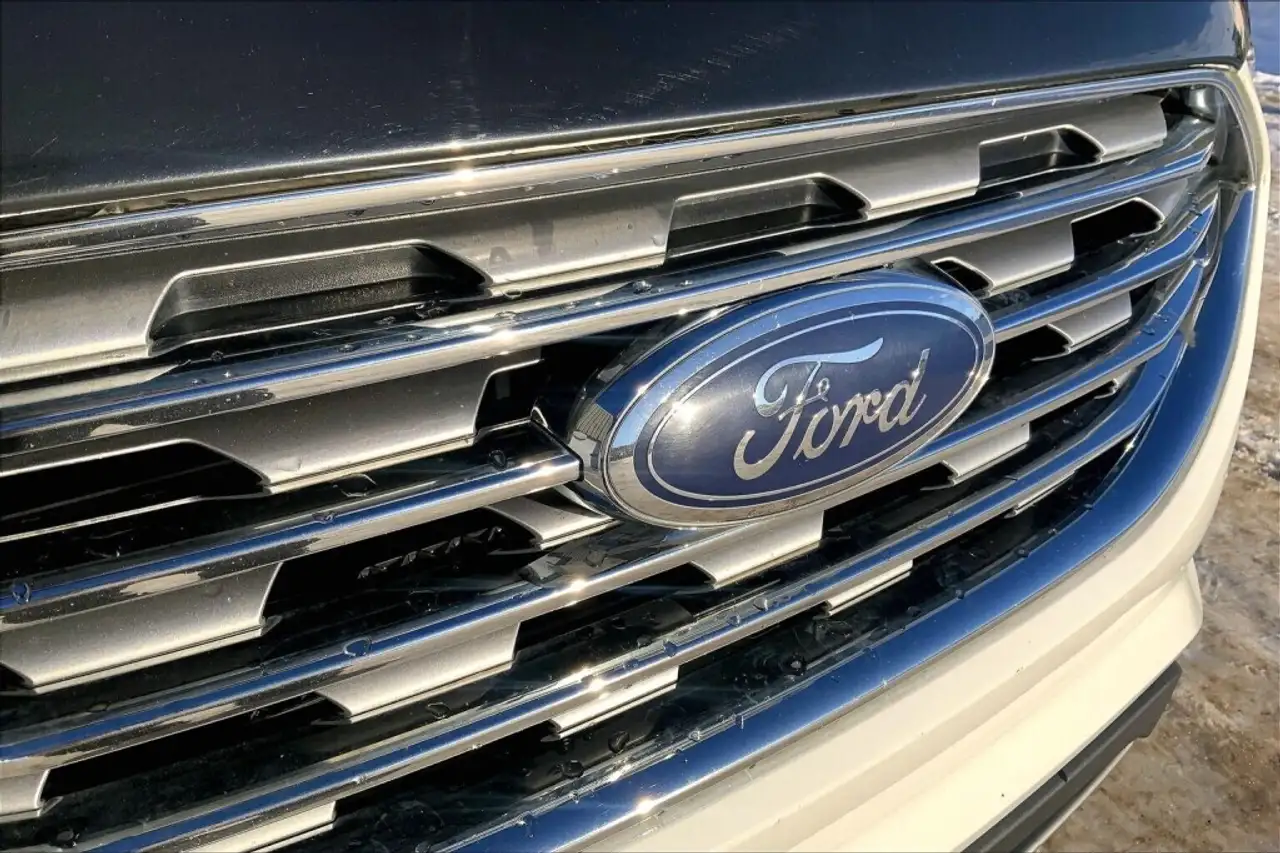 Ford Edge снимка Ford Edge