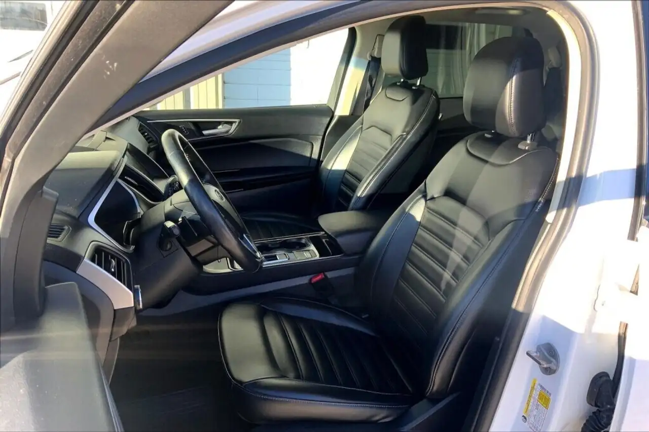 Ford Edge снимка Ford Edge