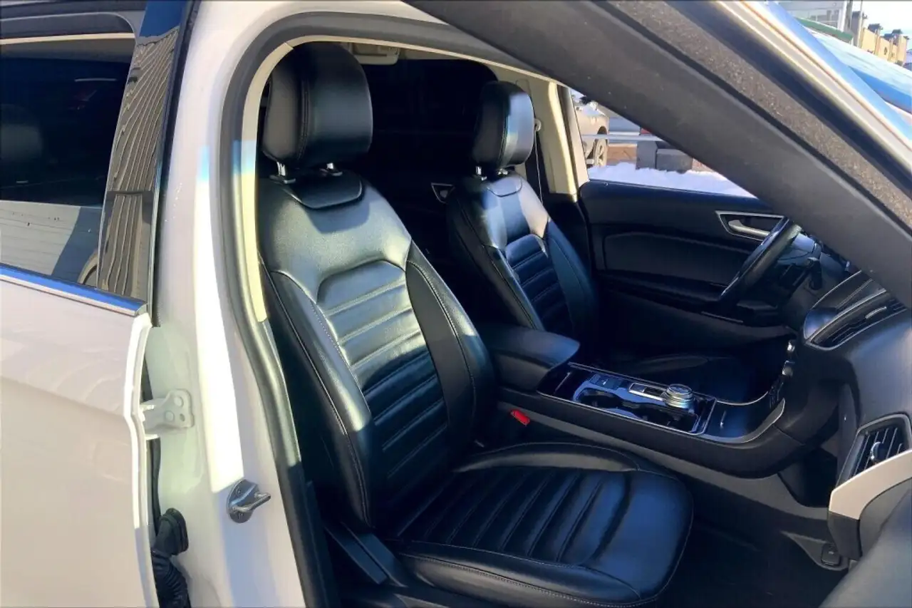 Ford Edge снимка Ford Edge