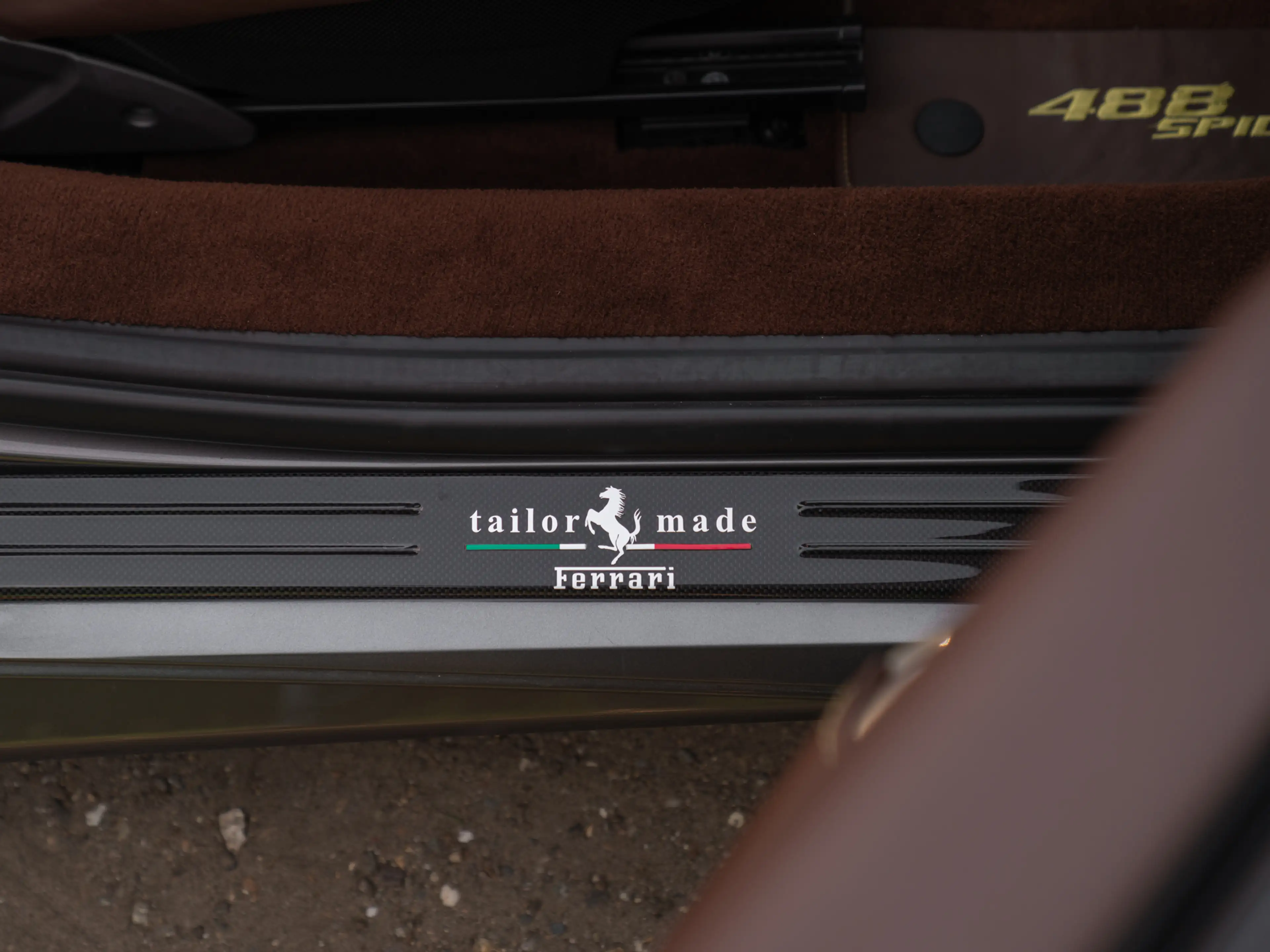 Ferrari 488 Spider | Atelier Car | New Power 07-2027 | Lift | — photo 30