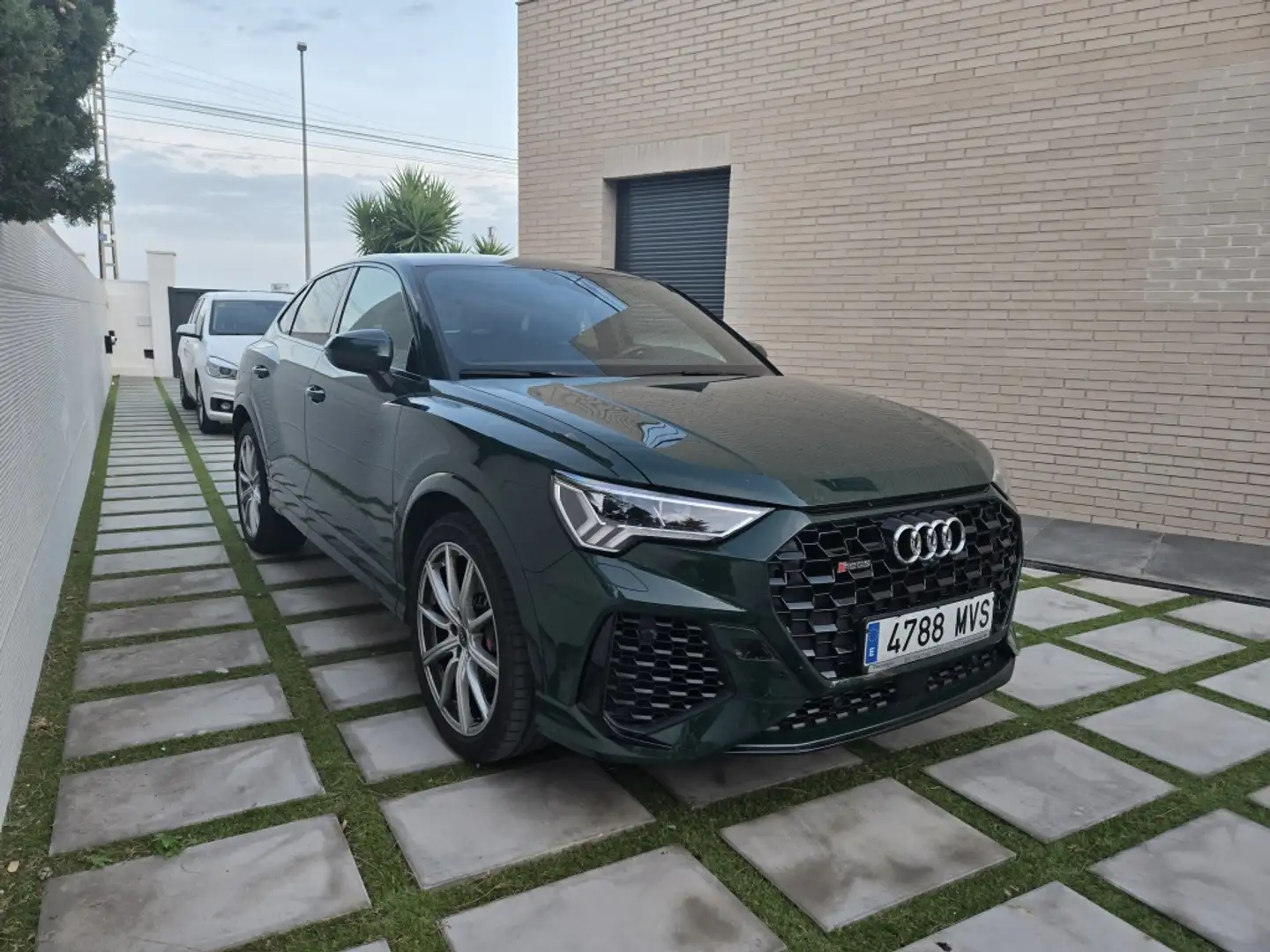 Audi RS Q3 2.5 TFSI quattro S tronic Verde - 2