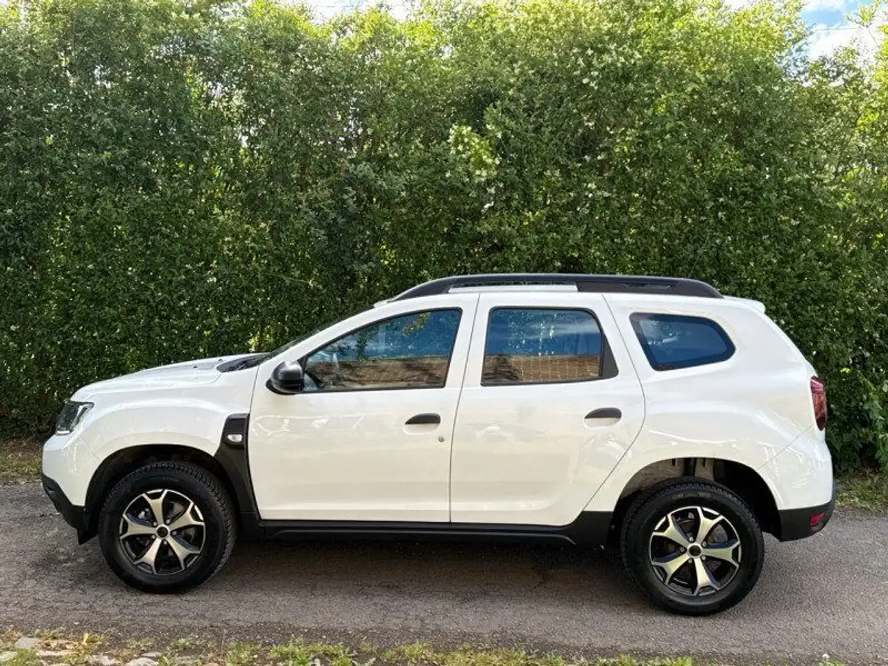 Dacia Duster — photo 6
