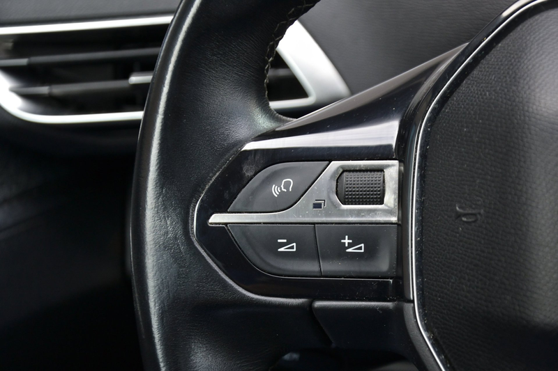 Peugeot 5008 1.2 PureTech 130PK GT-Line | Panoramadak | Trekhaa — photo 19