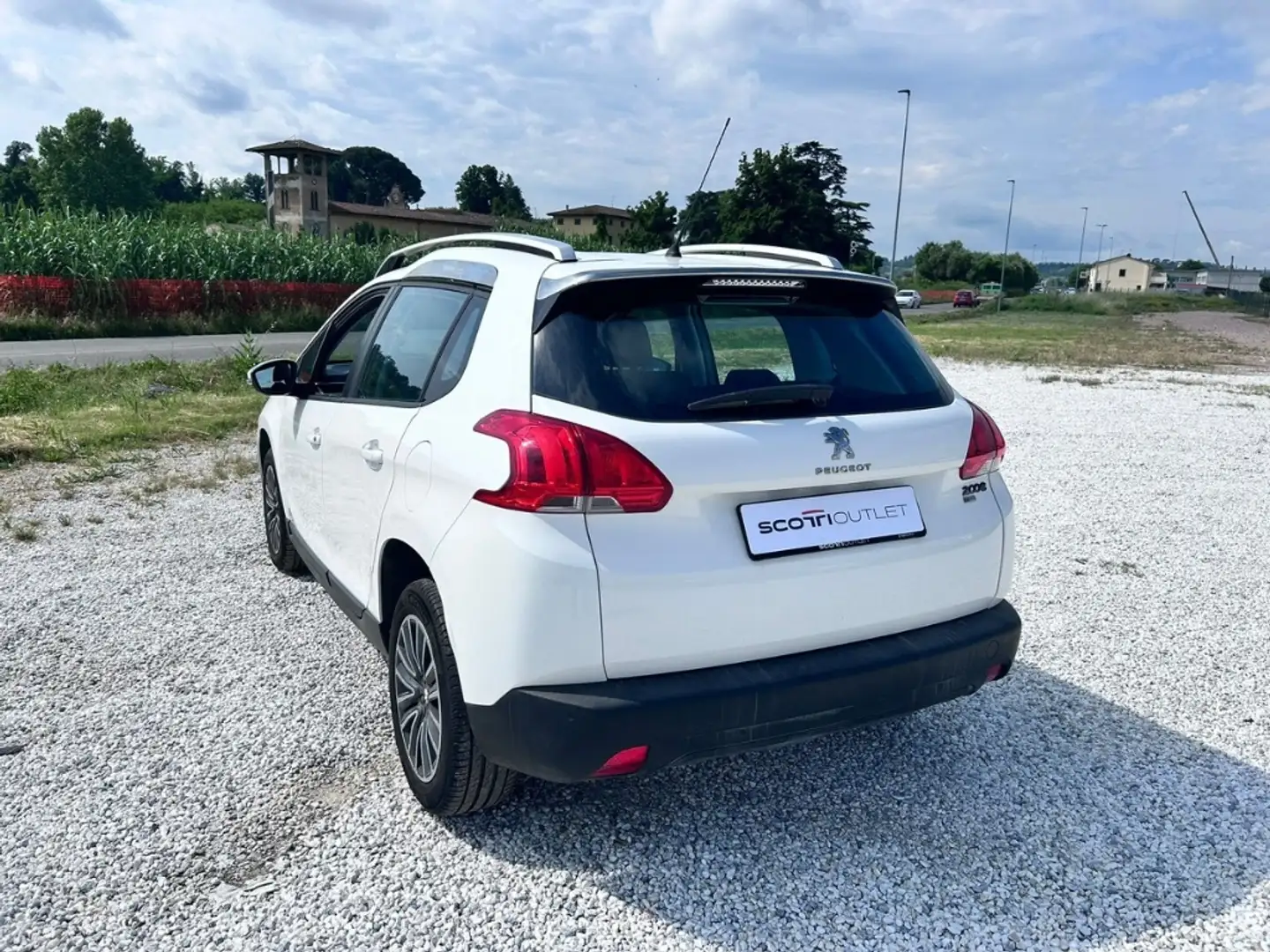 Peugeot 2008 1.2 PureTech Active Bianco - 2