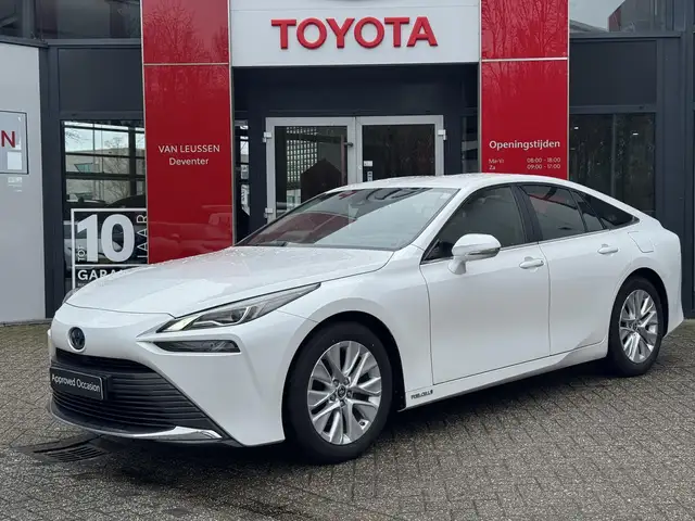 Toyota Mirai DYNAMIC WATERSTOFAUTO KEYLESS JBL-AUDIO STOELVERWA
