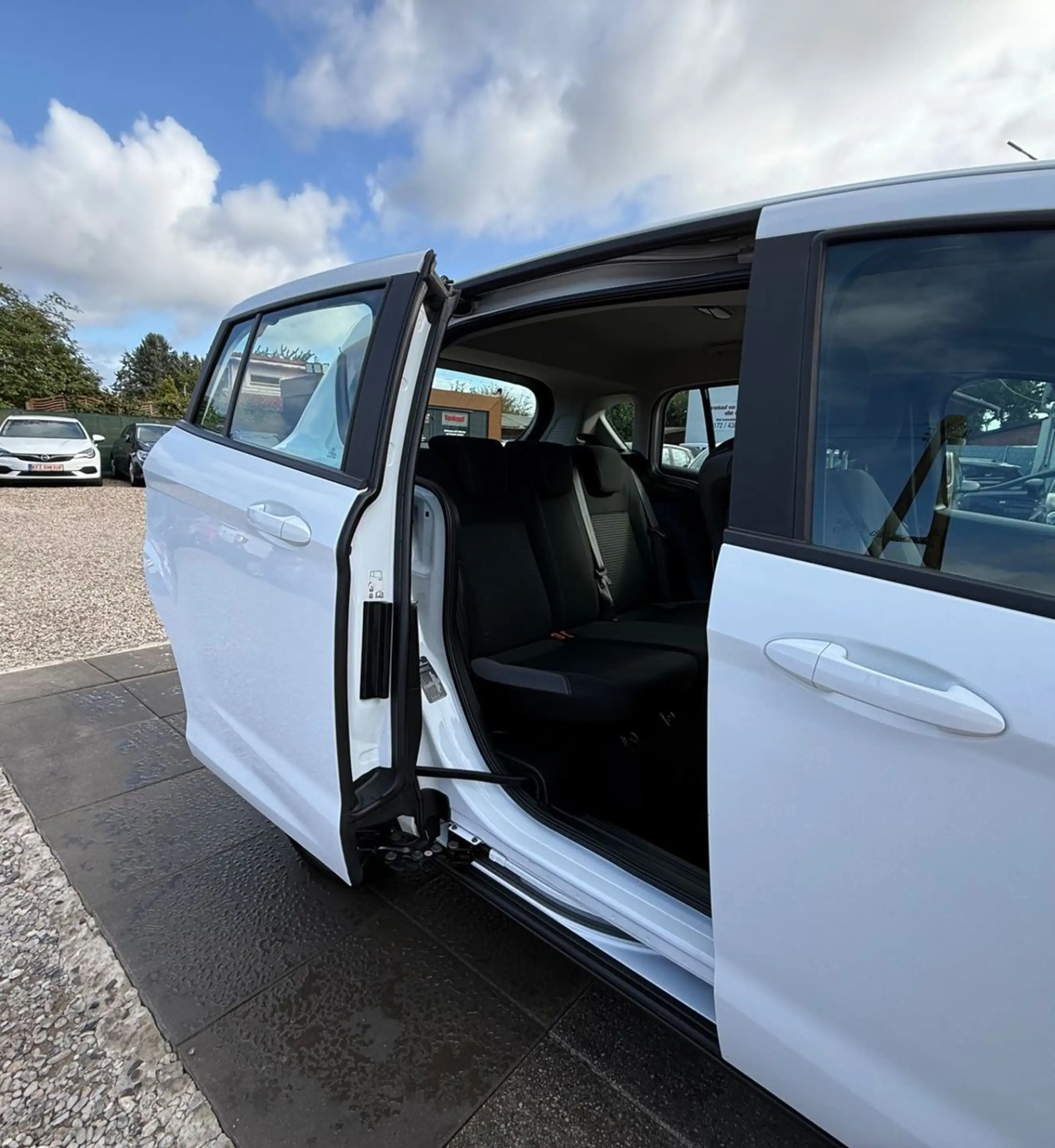 Ford B-Max Sync Edition  Sportsitze Sport Lenkrad — photo 10