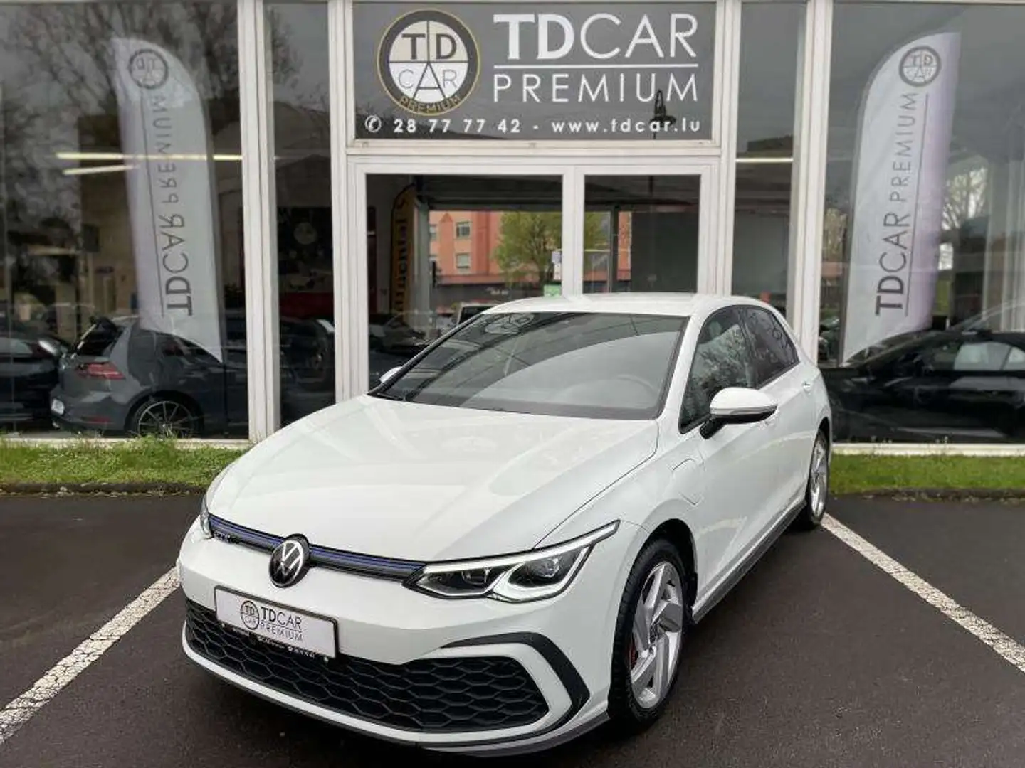 Volkswagen Golf 8 GTE 1.4 TSI 245CV DSG Blanc - 1