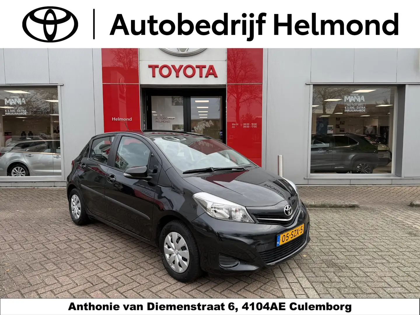 Toyota Yaris 1.0 VVT-i Aspiration Zwart - 1