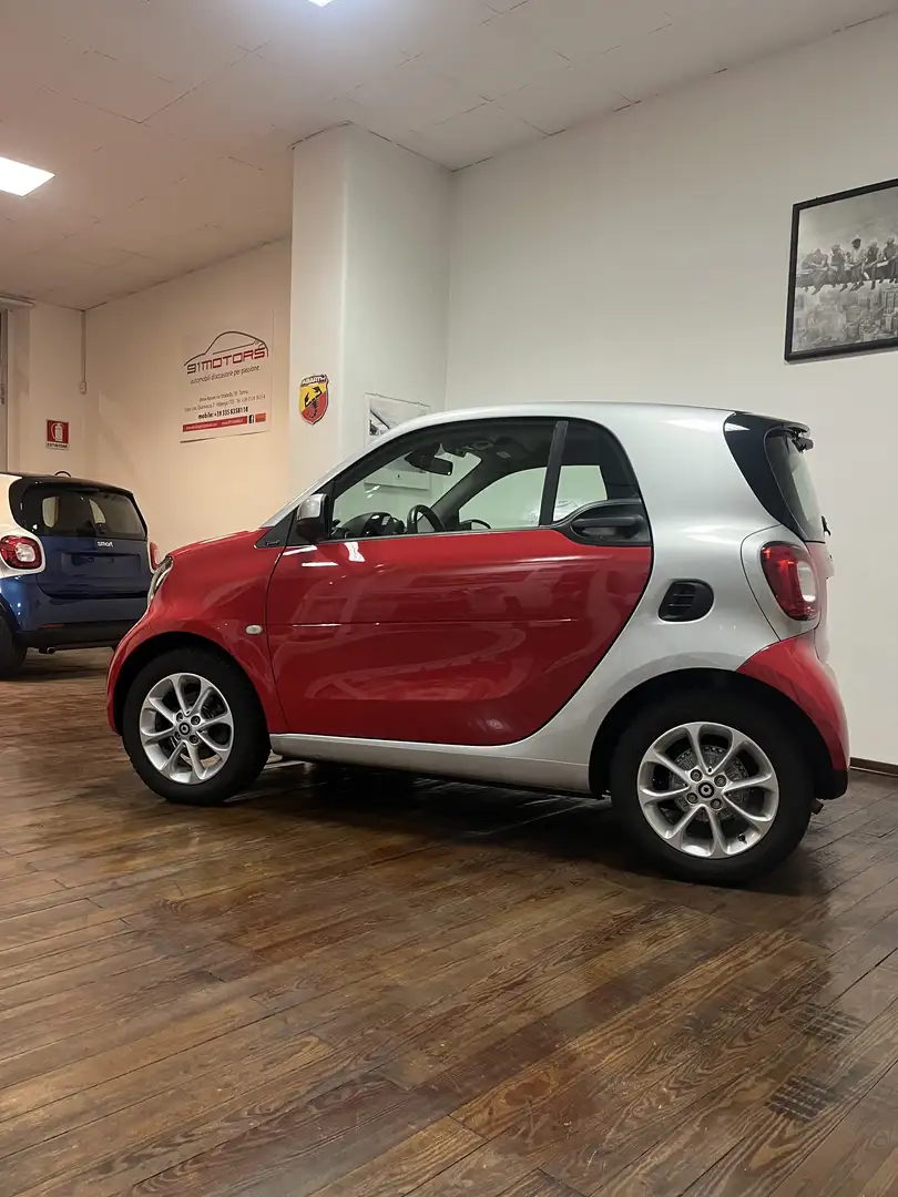 smart forTwo Fortwo 1.0 Passion 71cv twinamic Rood - 1