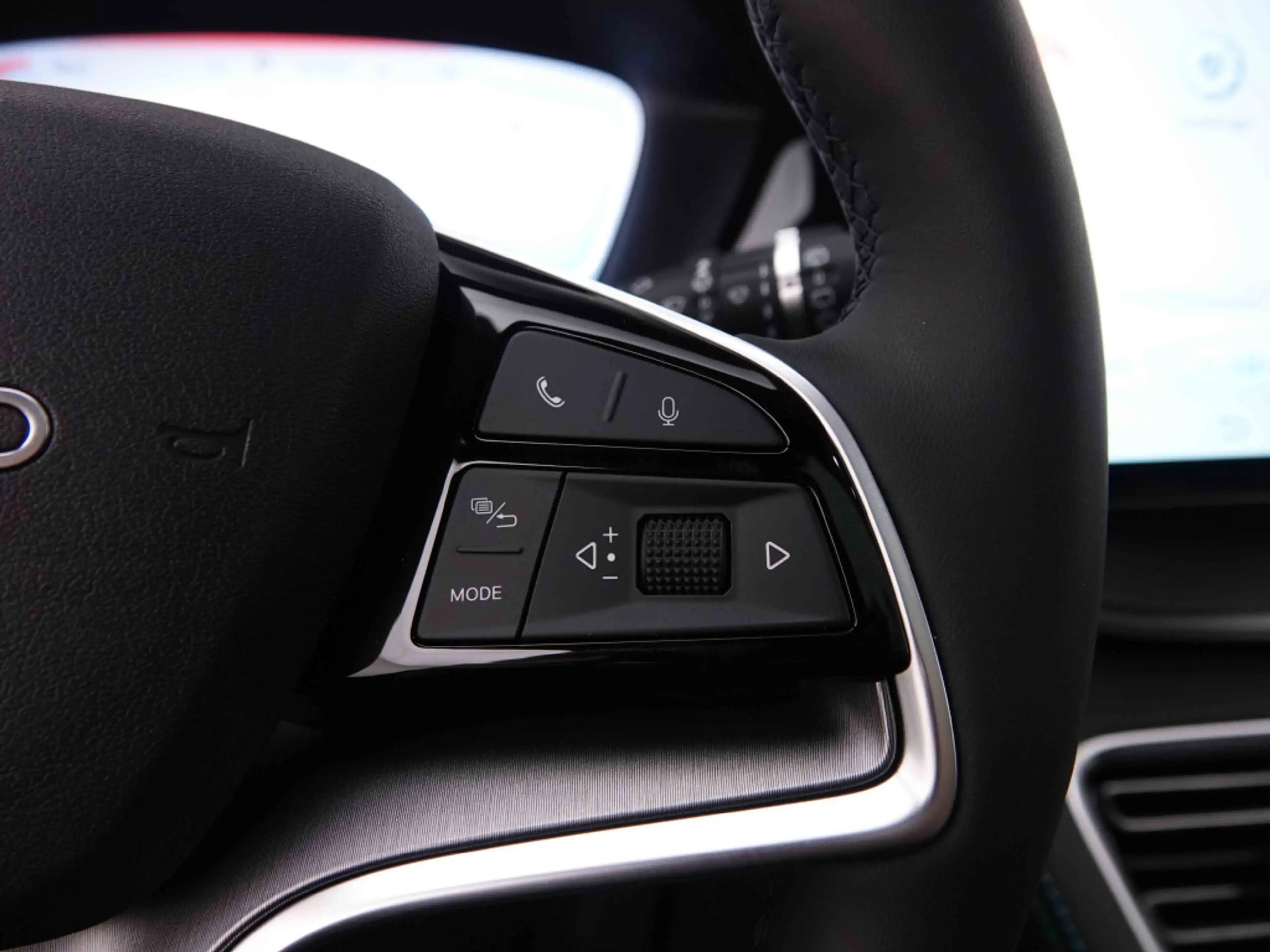BYD Seal U PHEV 218 Boost | EV Range 80km | Pano | Leather | Infinity Sound | GPS — photo 14