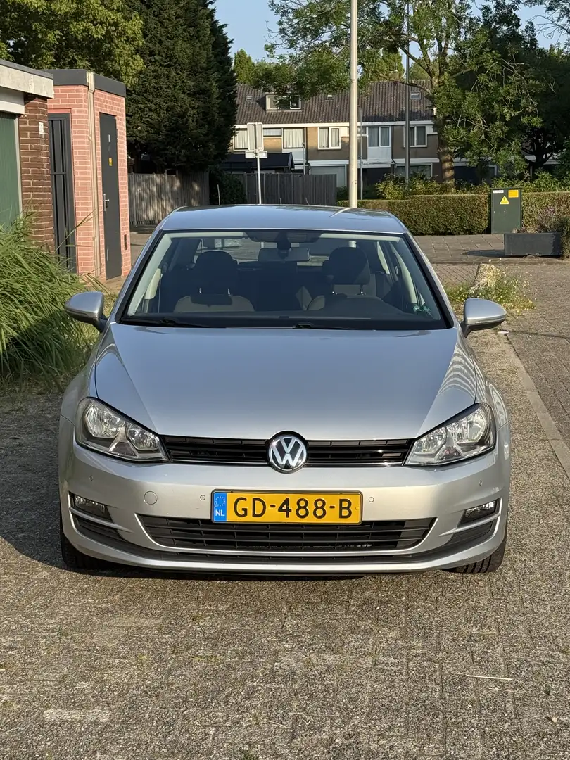 Volkswagen Golf 1.2 TSI BlueMotion Technology Comfortline - 1