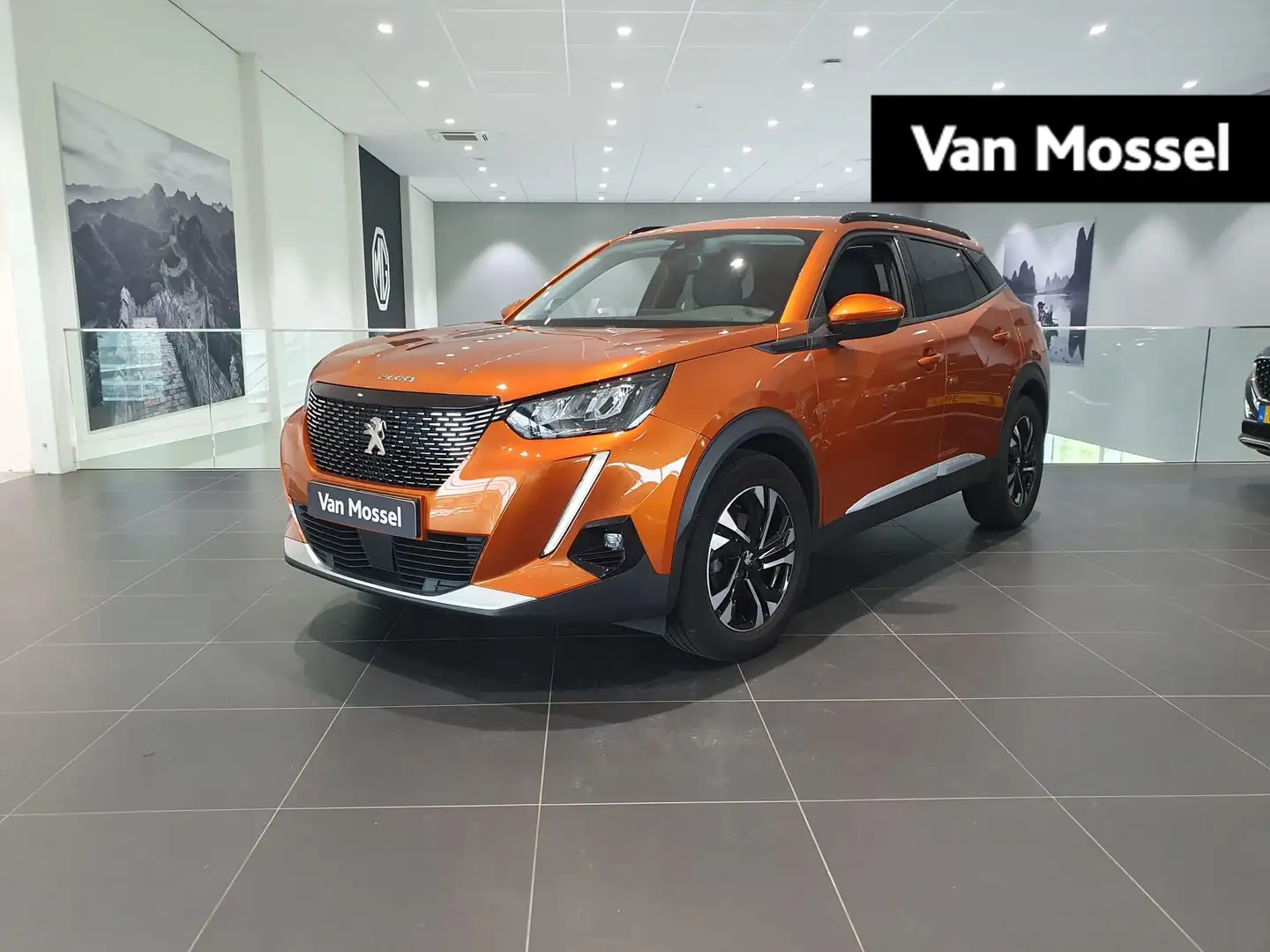 Peugeot 2008 1.2 Allure 130PK | Navigatie | Climate control | C Orange - 1