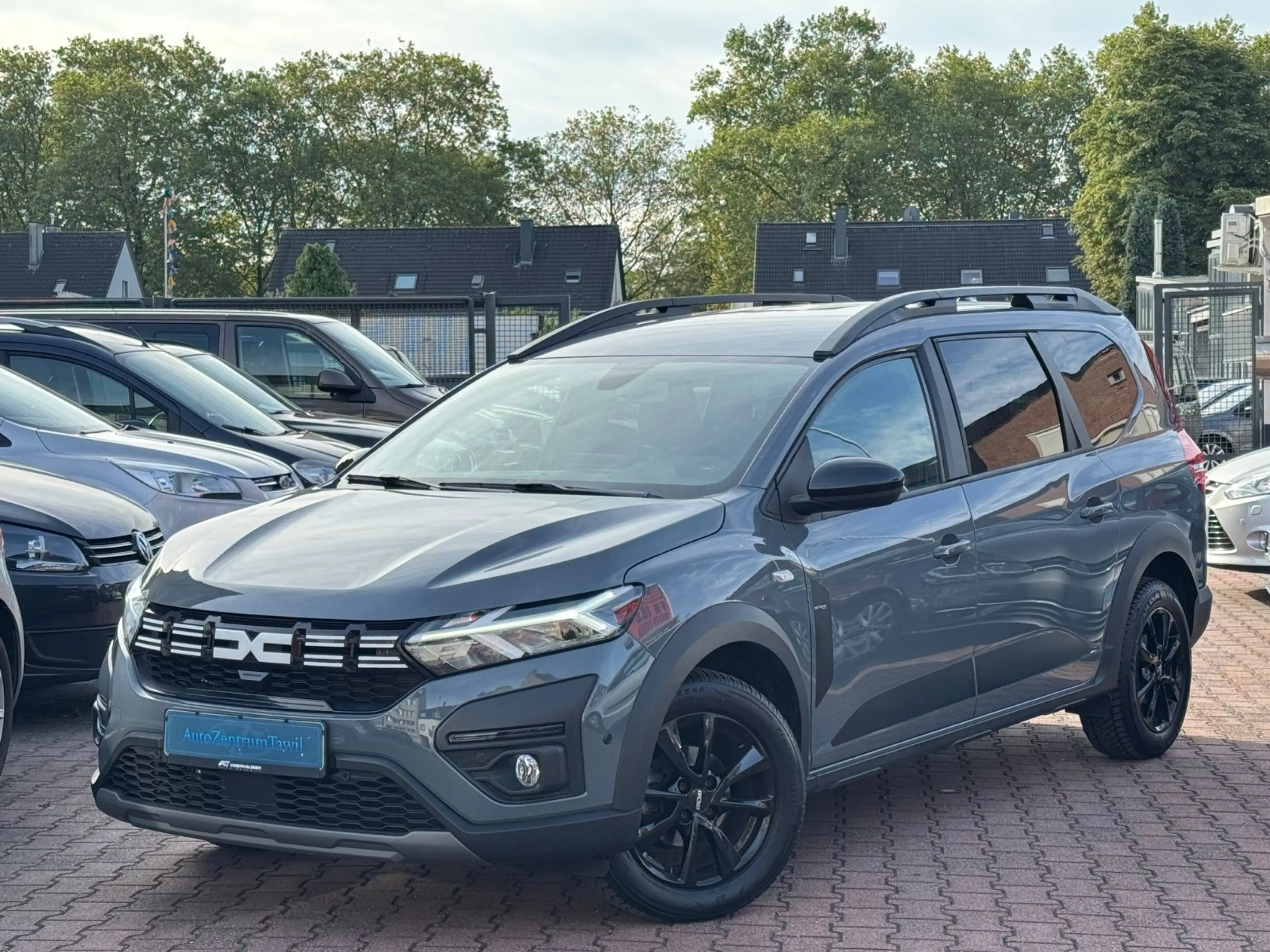 Dacia Jogger Extreme+/1.HAND/RFK/TÜV 08/2028/NAVI — photo 2
