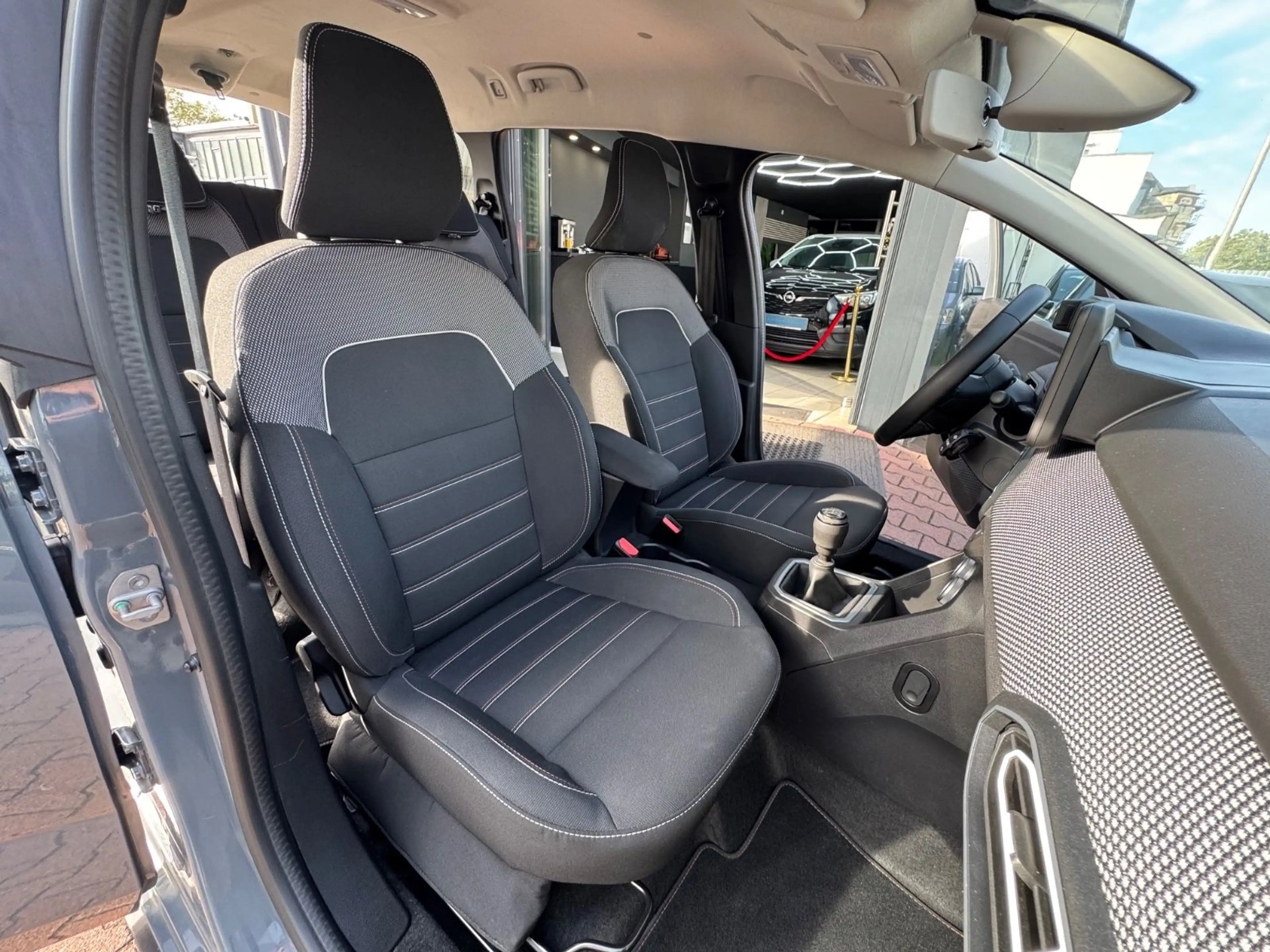 Dacia Jogger Extreme+/1.HAND/RFK/TÜV 08/2028/NAVI — photo 22