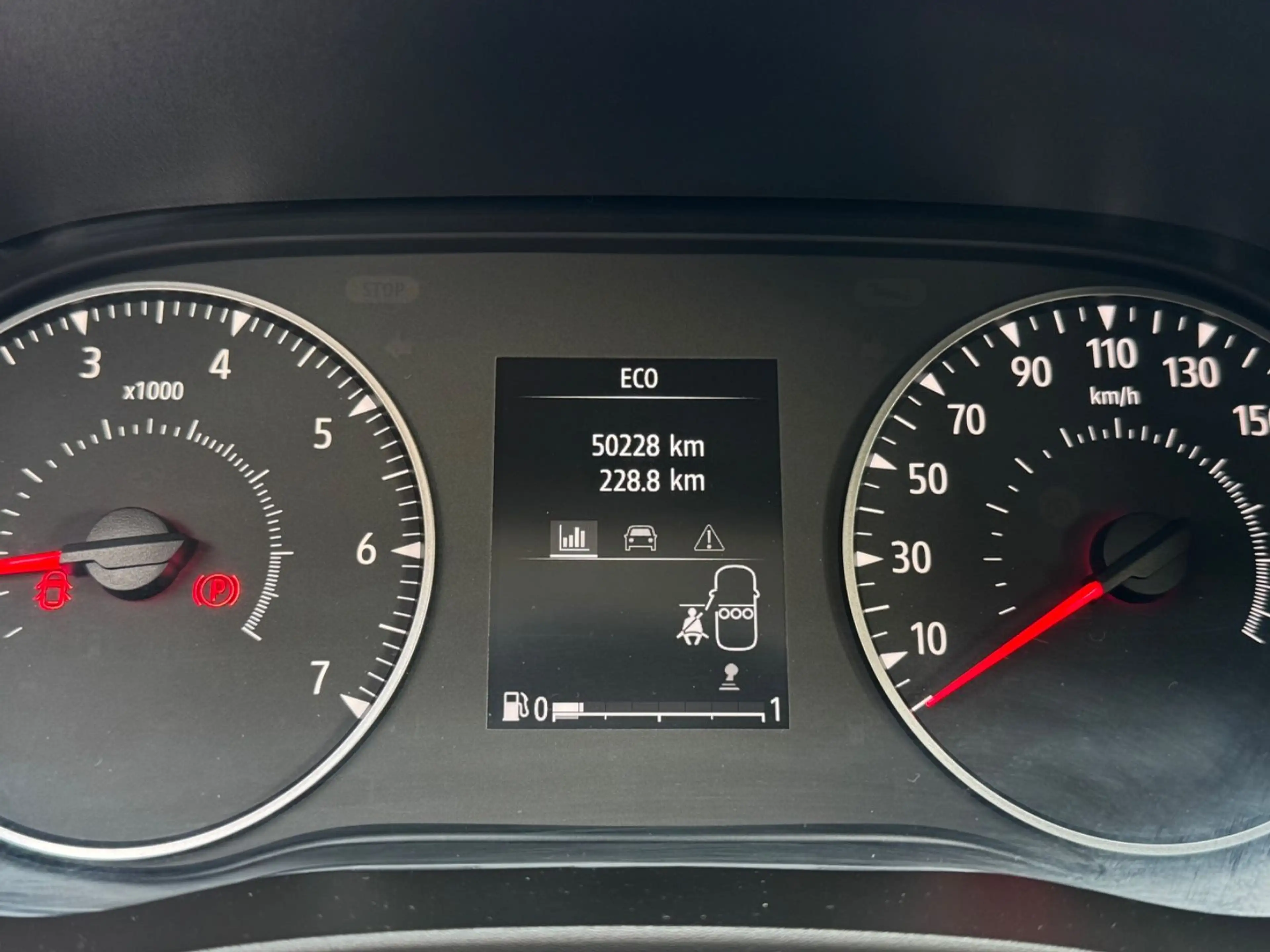 Dacia Jogger Extreme+/1.HAND/RFK/TÜV 08/2028/NAVI — photo 37