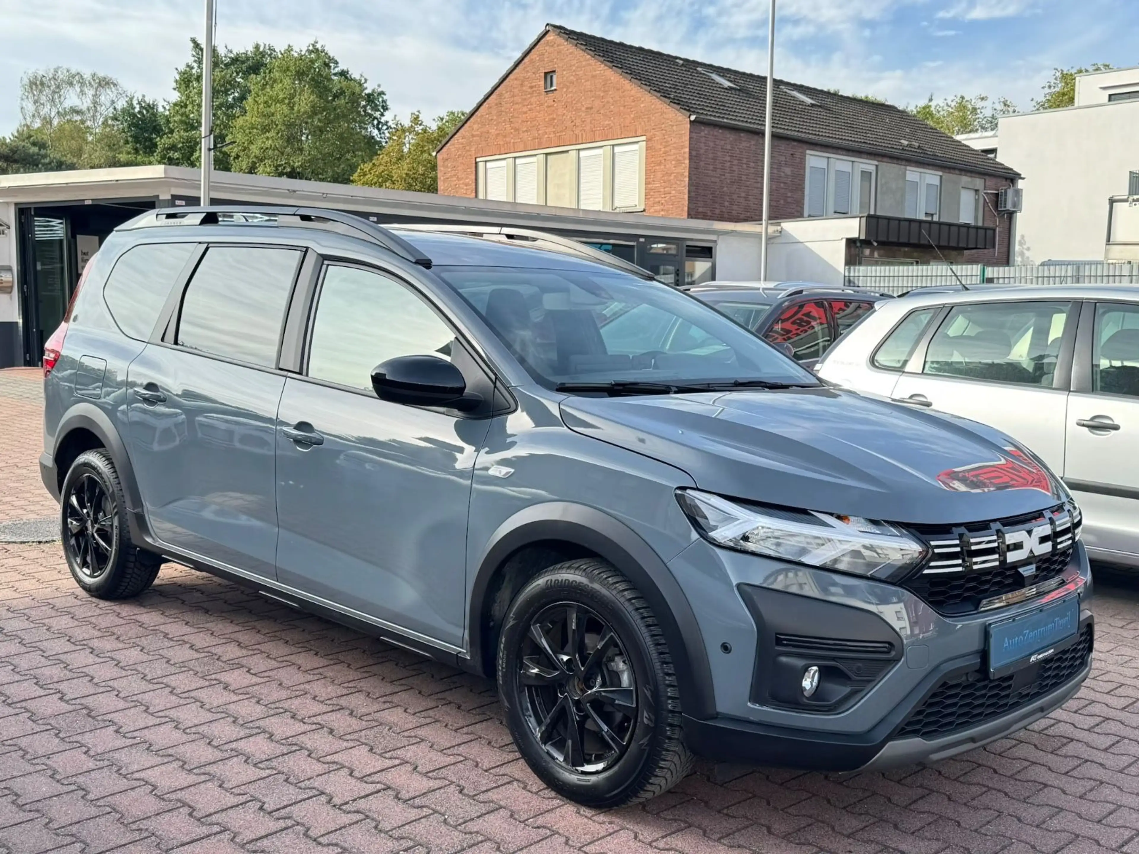 Dacia Jogger Extreme+/1.HAND/RFK/TÜV 08/2028/NAVI — photo 5