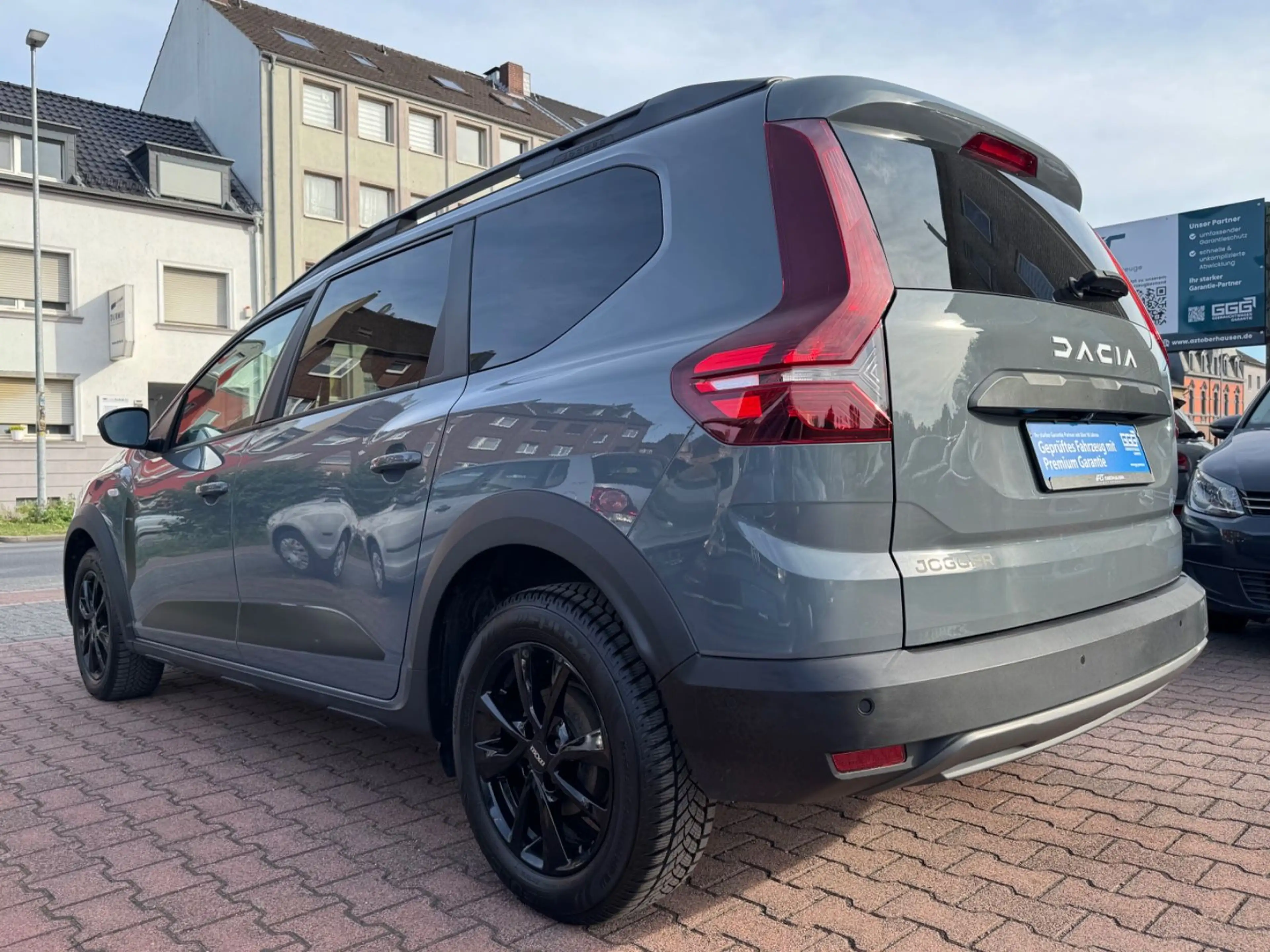 Dacia Jogger Extreme+/1.HAND/RFK/TÜV 08/2028/NAVI — photo 9