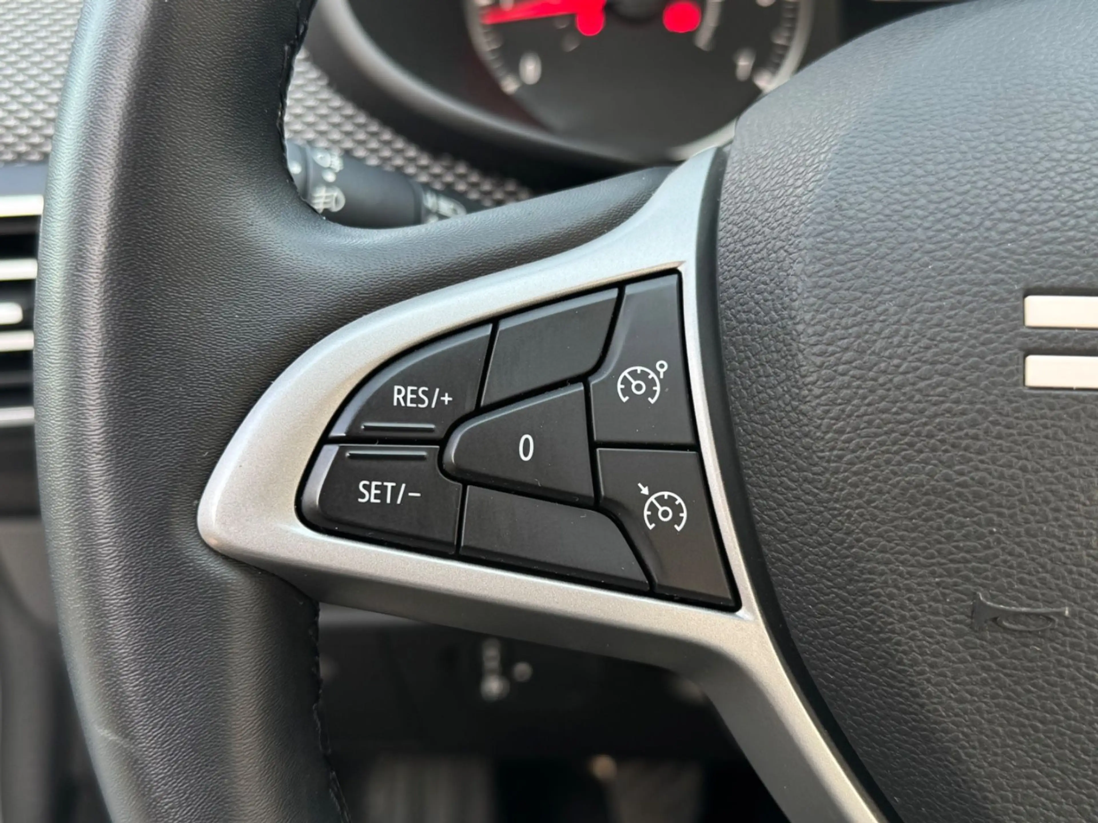 Dacia Jogger Extreme+/1.HAND/RFK/TÜV 08/2028/NAVI — photo 15