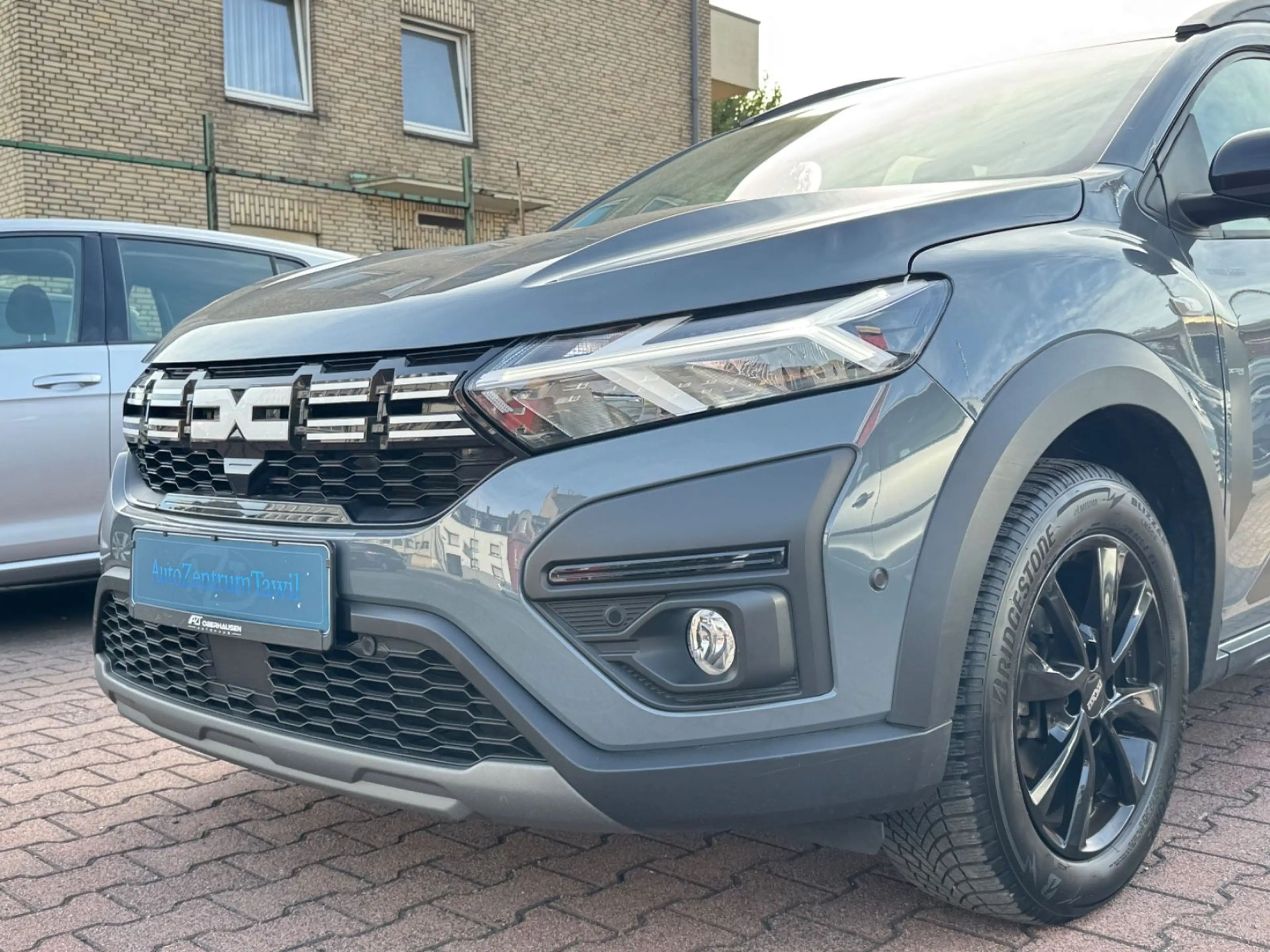 Dacia Jogger Extreme+/1.HAND/RFK/TÜV 08/2028/NAVI — photo 11