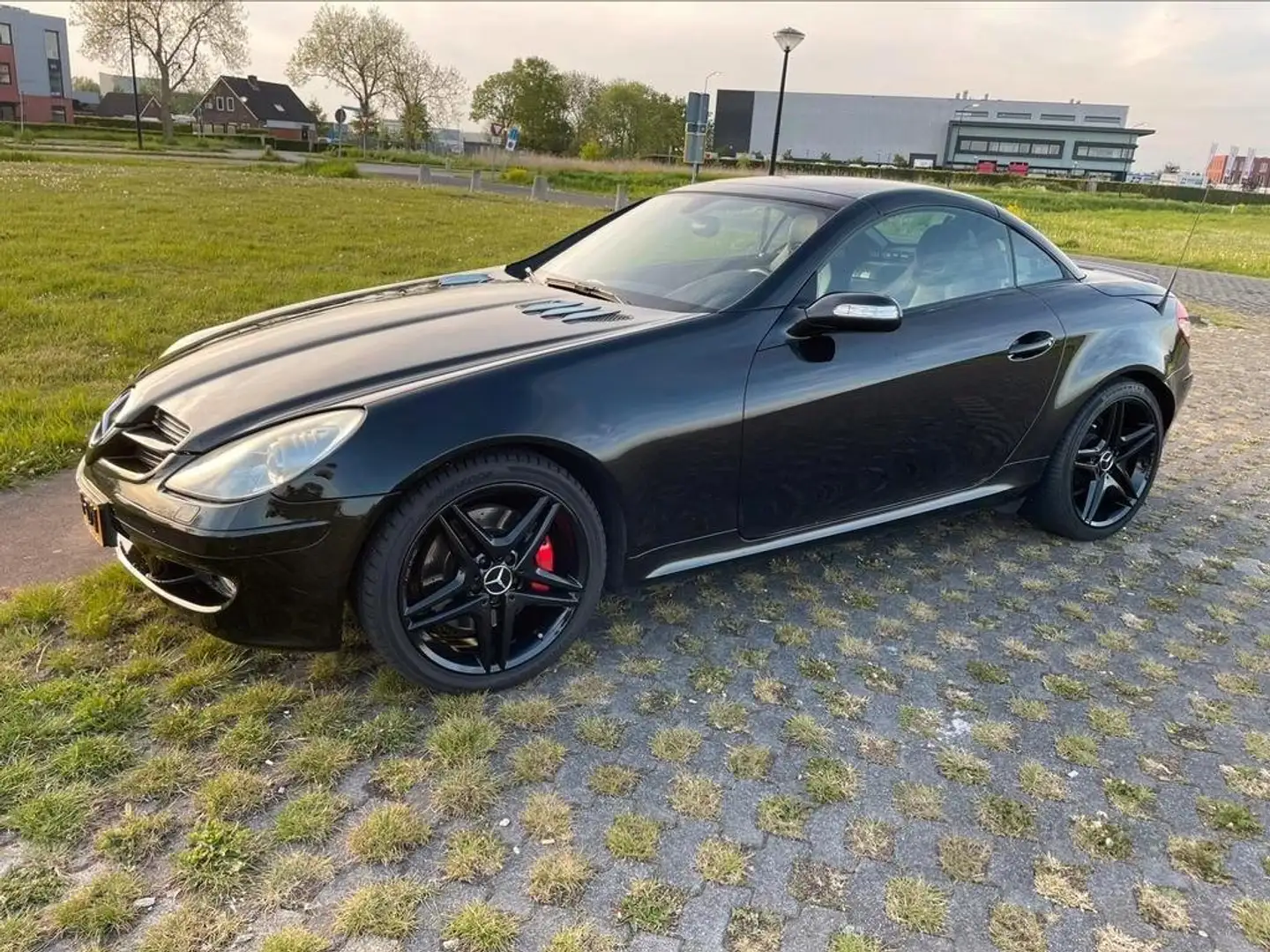 Mercedes-Benz SLK 350 Zeer veel opties w.o. AMG velgen APK 21 juli 2026 Negru - 1