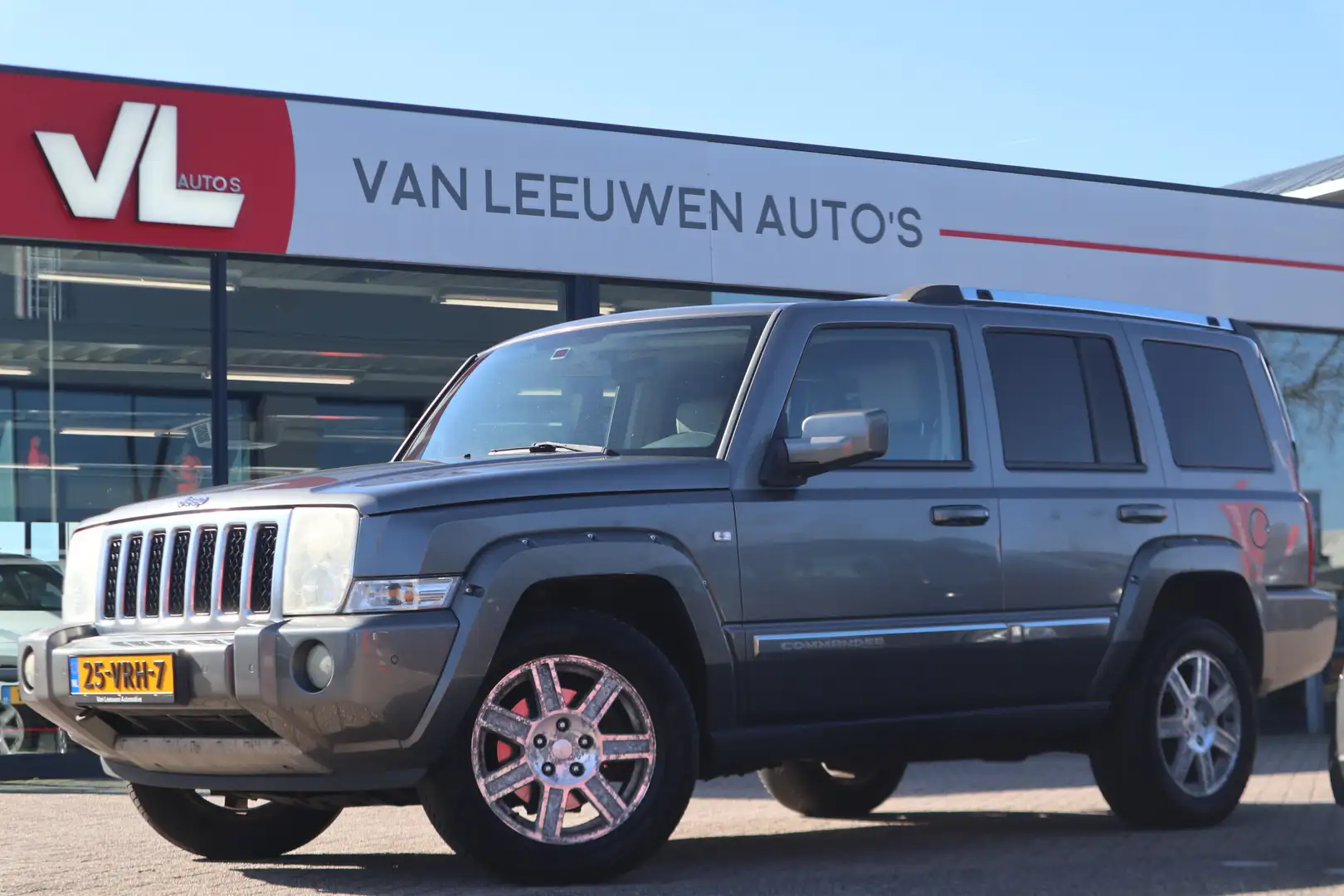 Jeep Commander 3.0 CRD Limited | Grijs Kenteken | Stoelverwarming Gri - 1