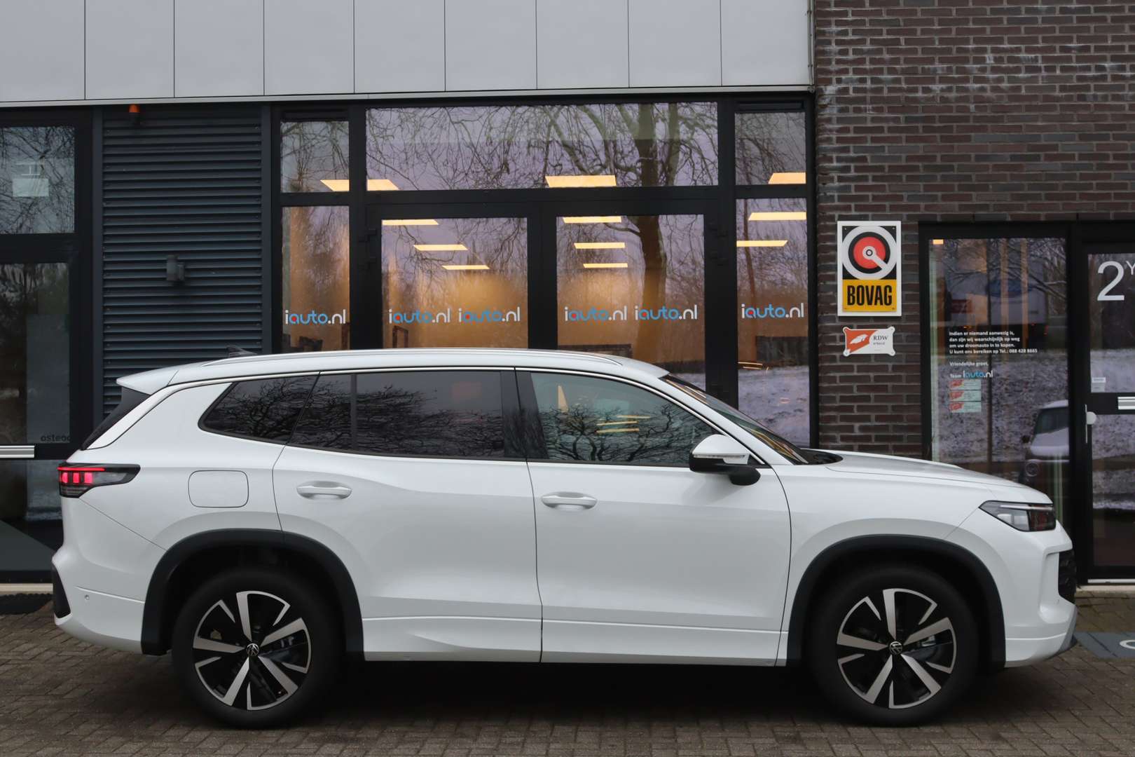 Volkswagen Tayron EHybrid Life Edition -  - Joinsteer - #2