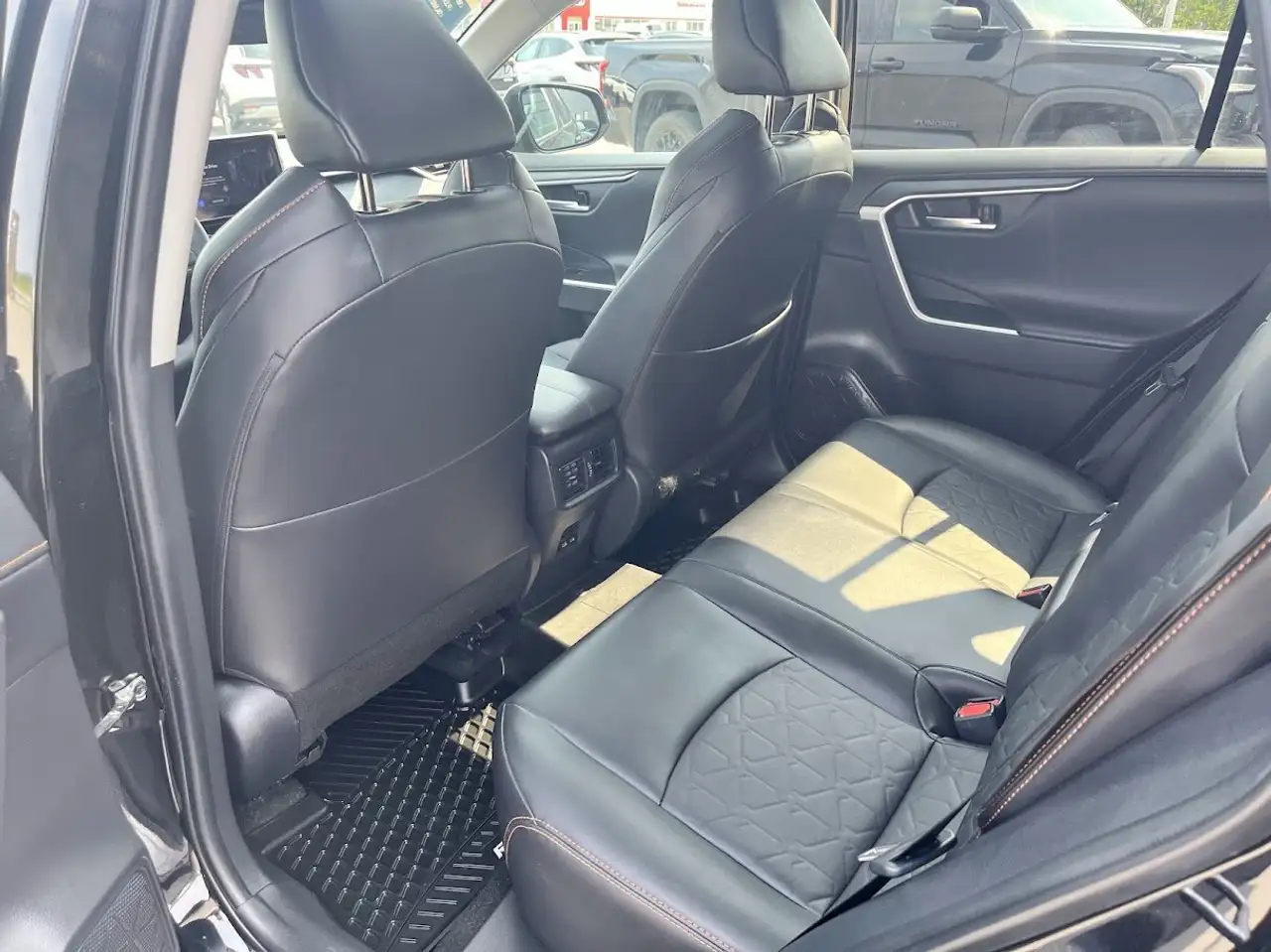 Toyota RAV 4 photo Toyota RAV 4
