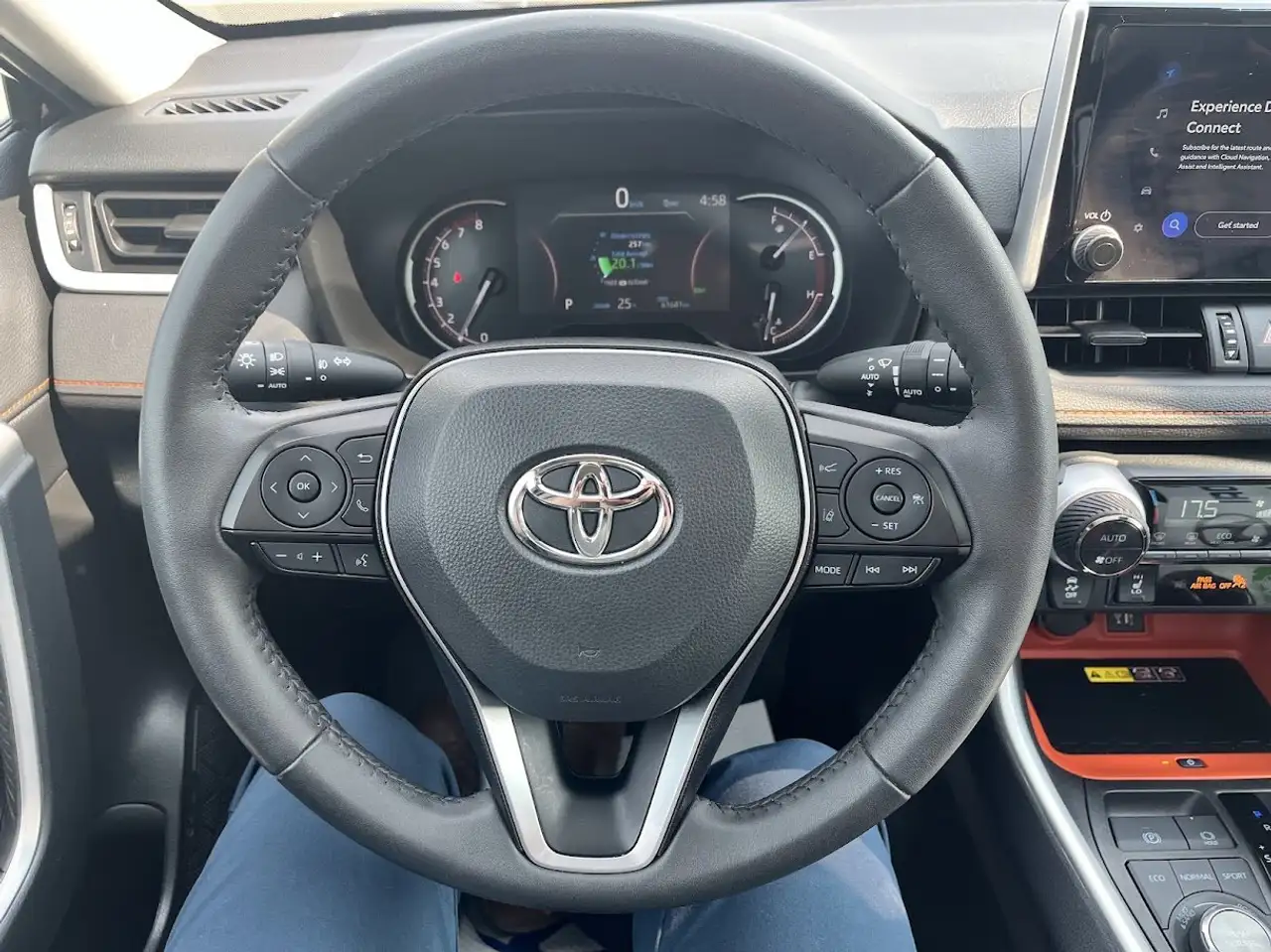 Toyota RAV 4 photo Toyota RAV 4