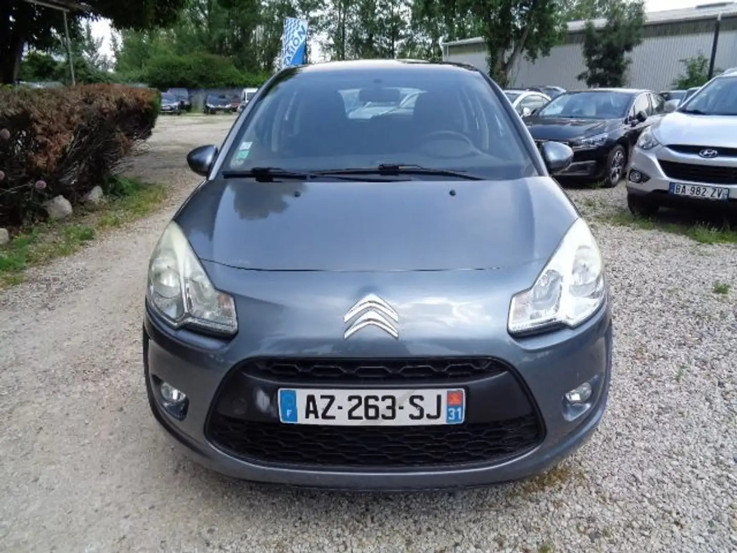 Citroen C3 1.6 HDI90 FAP CONFORT Gris - 2