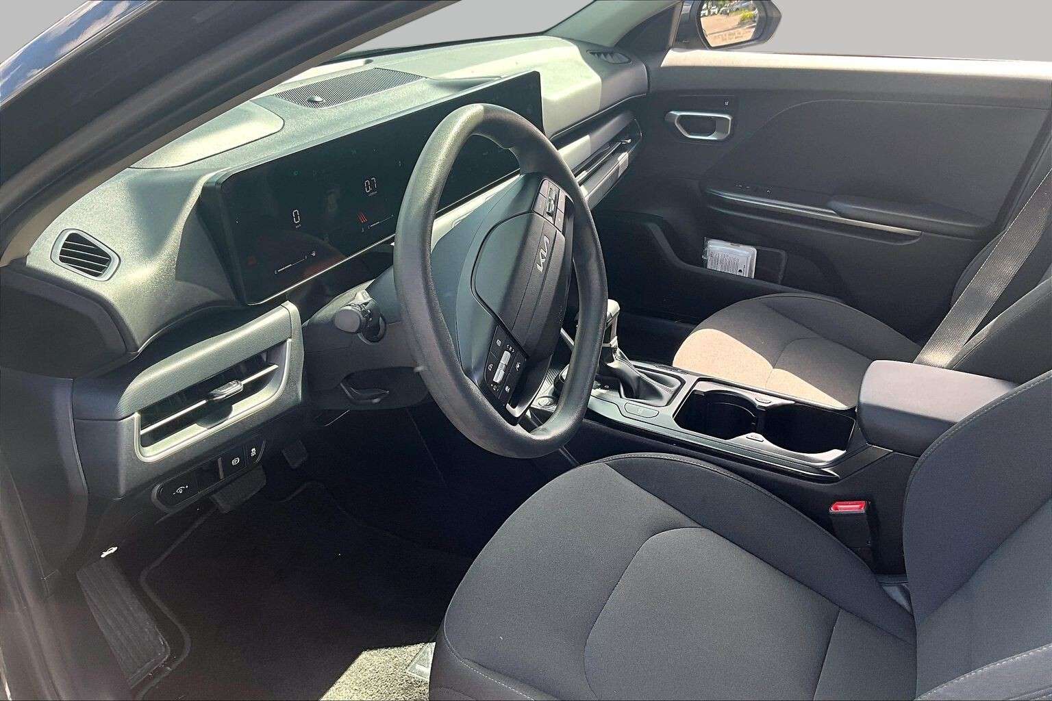 2026 Kia K4 LX | Backup Cam | Blind Spot | Heated Seats — снимка 1