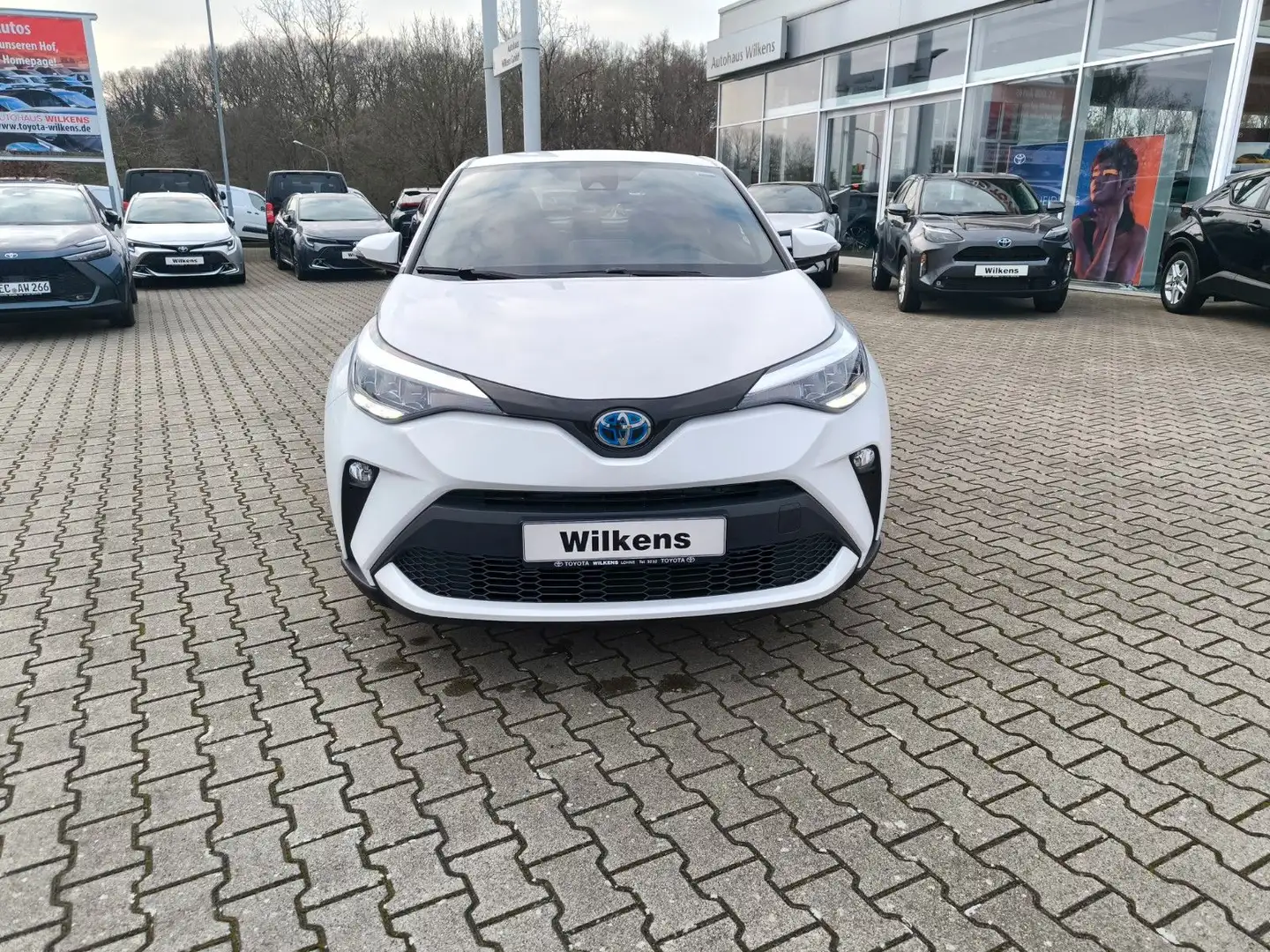 Toyota C-HR Hybrid Flow Weiß - 2