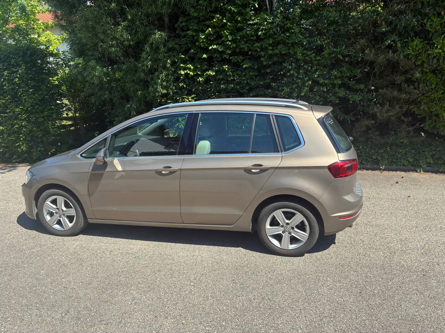 Volkswagen Golf Sportsvan Golf Sportsvan Highline 1,6 BMT TDI DSG Bronze - 2