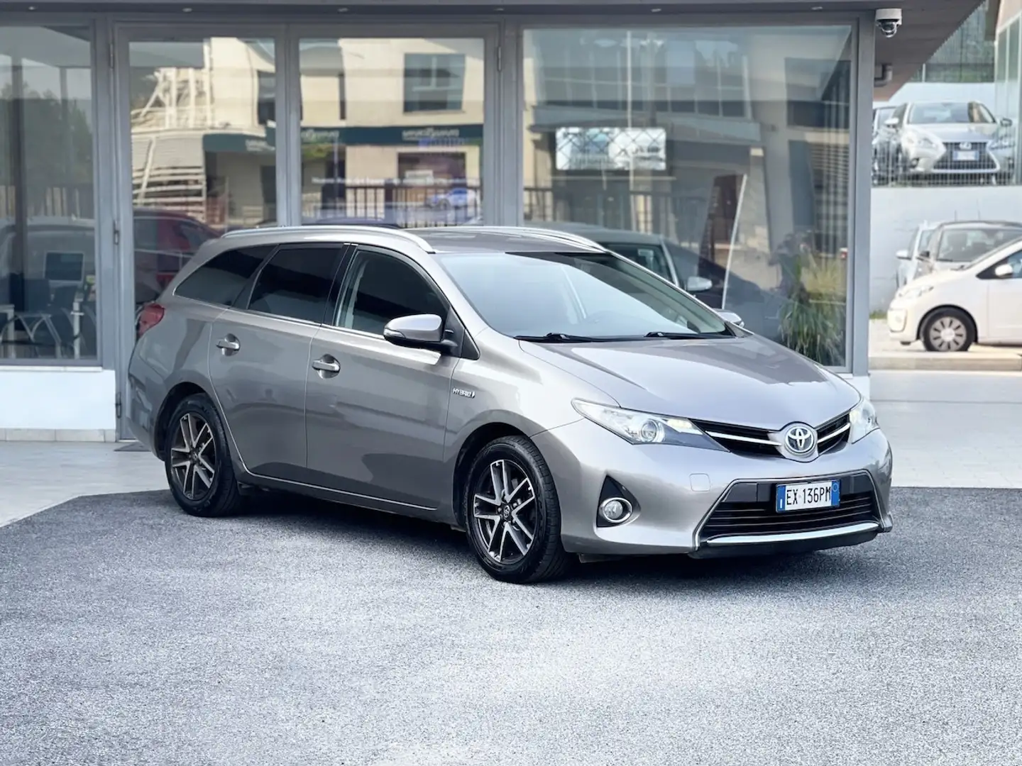 Toyota Auris 1.8 Hybrid 99CV E5 Automatica - 2014 Bronzo - 1