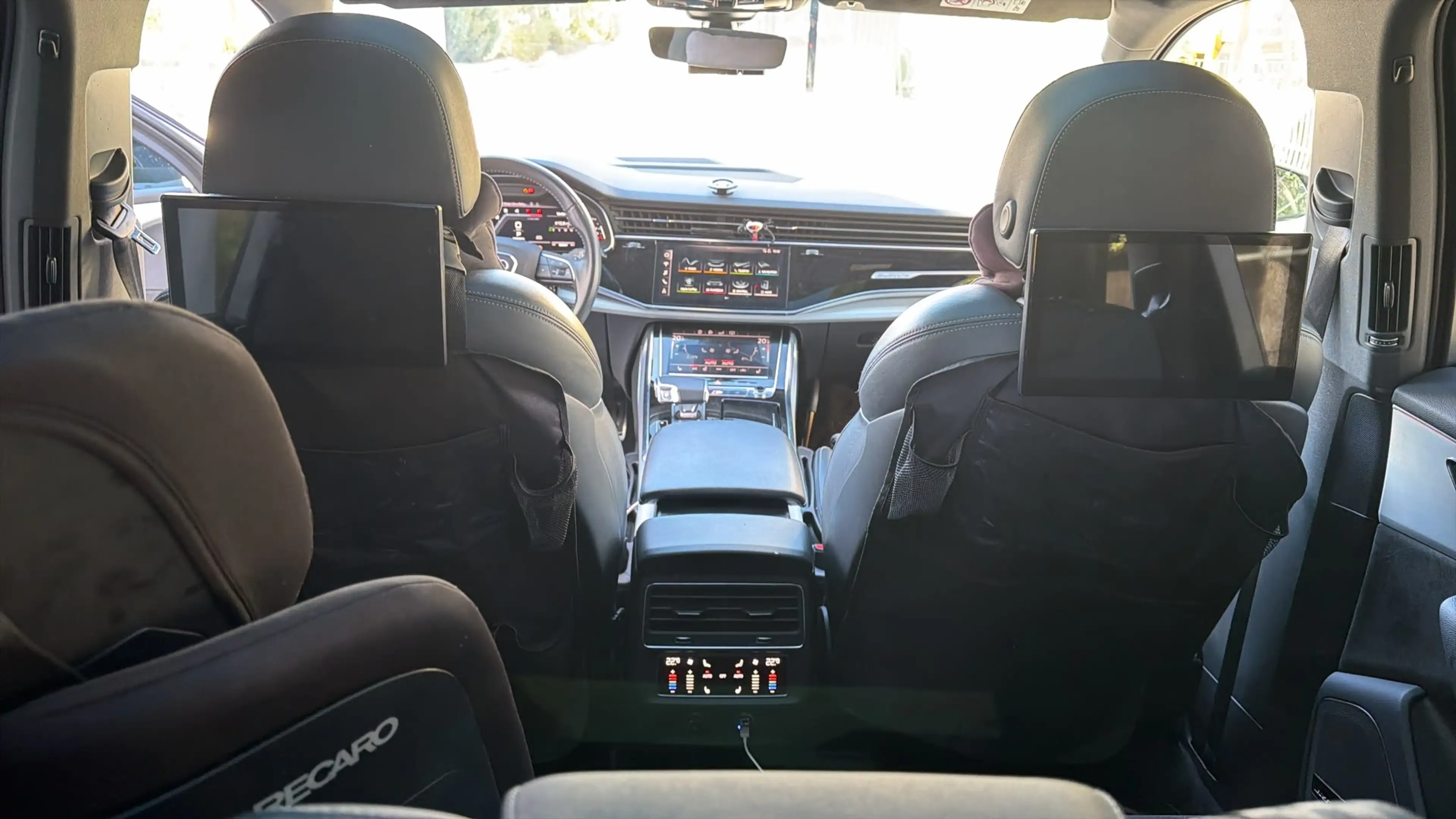 Audi SQ7 4.0 TDI quattro — photo 9