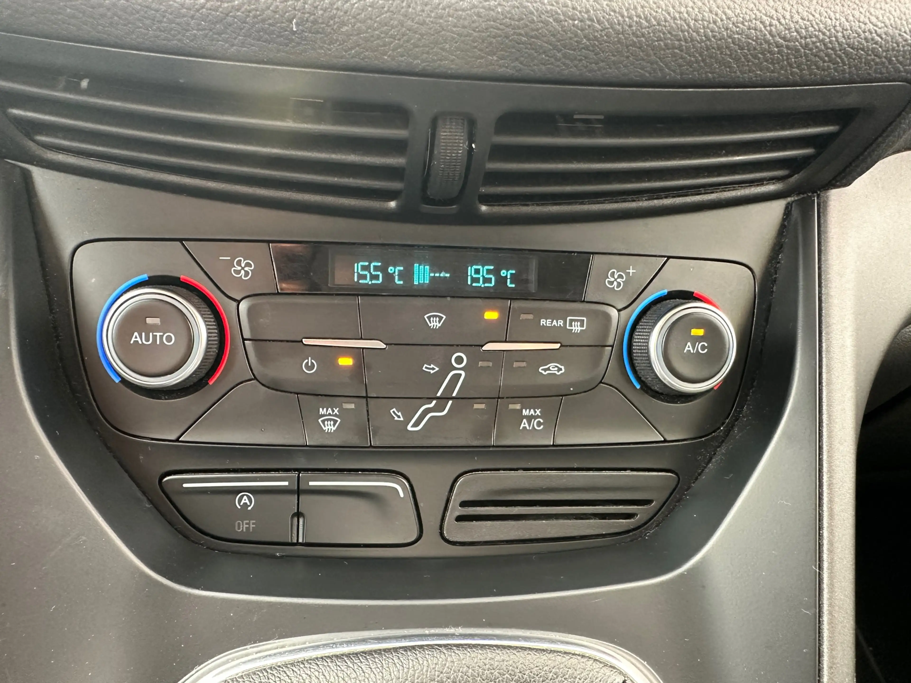 Ford Grand C-Max 1.0 7p / Navi / Cruise / Airco / LM — photo 6
