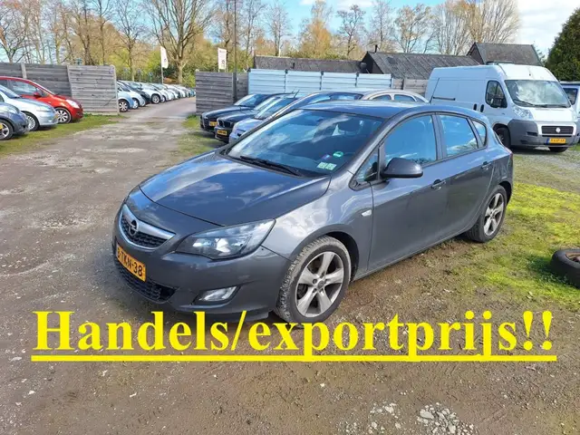 Opel Astra 1.7 CDTI 110pk S/S Cosmo 5-deurs airco/cruise hand