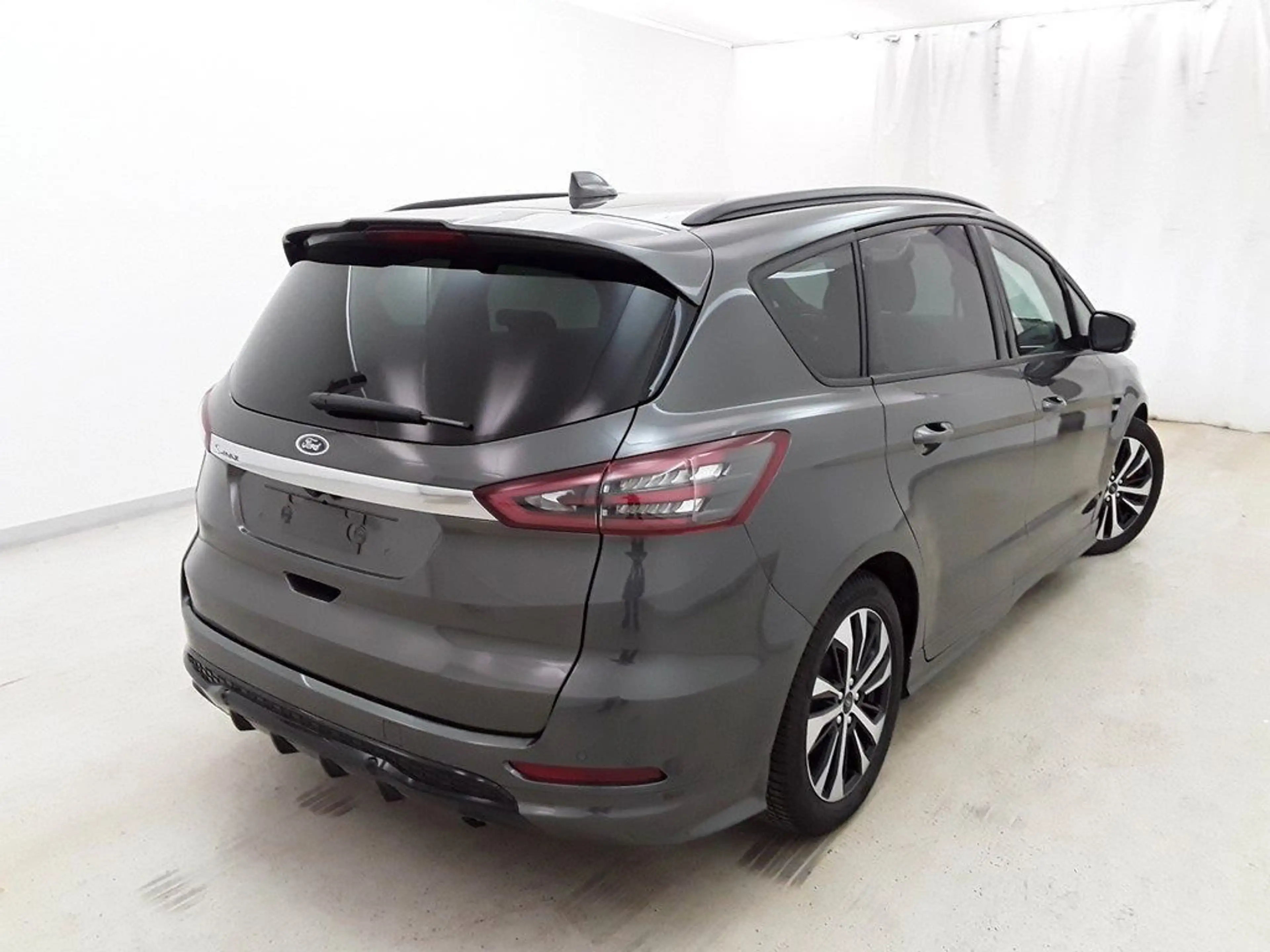 Ford S-Max 2.0 EcoBlue 150 AUT. ST-Line *7-Sitzer* — photo 3