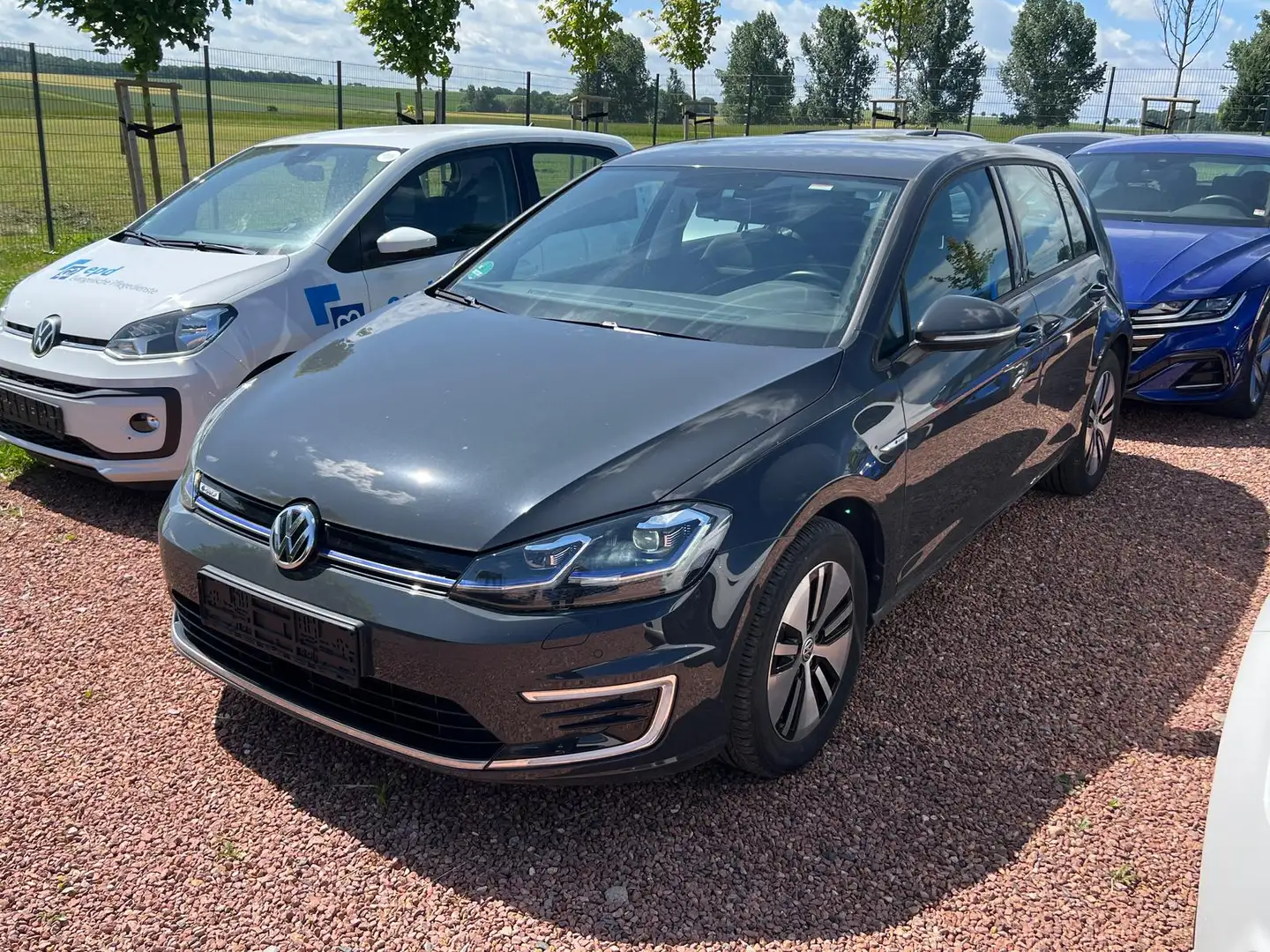 Volkswagen Golf e-Golf Winter|LED|Navi|SHZ|Kamera|PDC Gris - 2