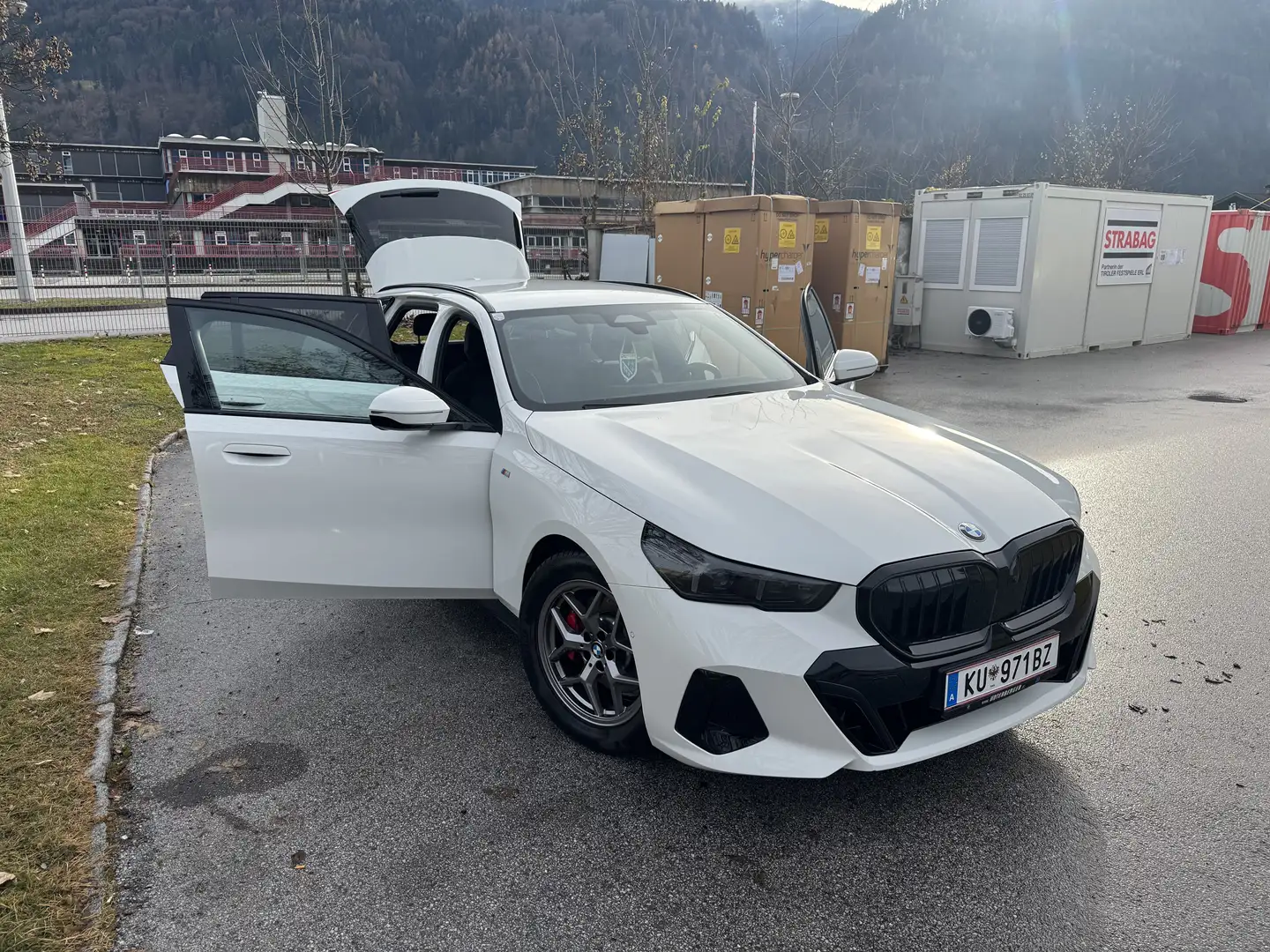 BMW 520 520d Touring M-Paket PRO - 2